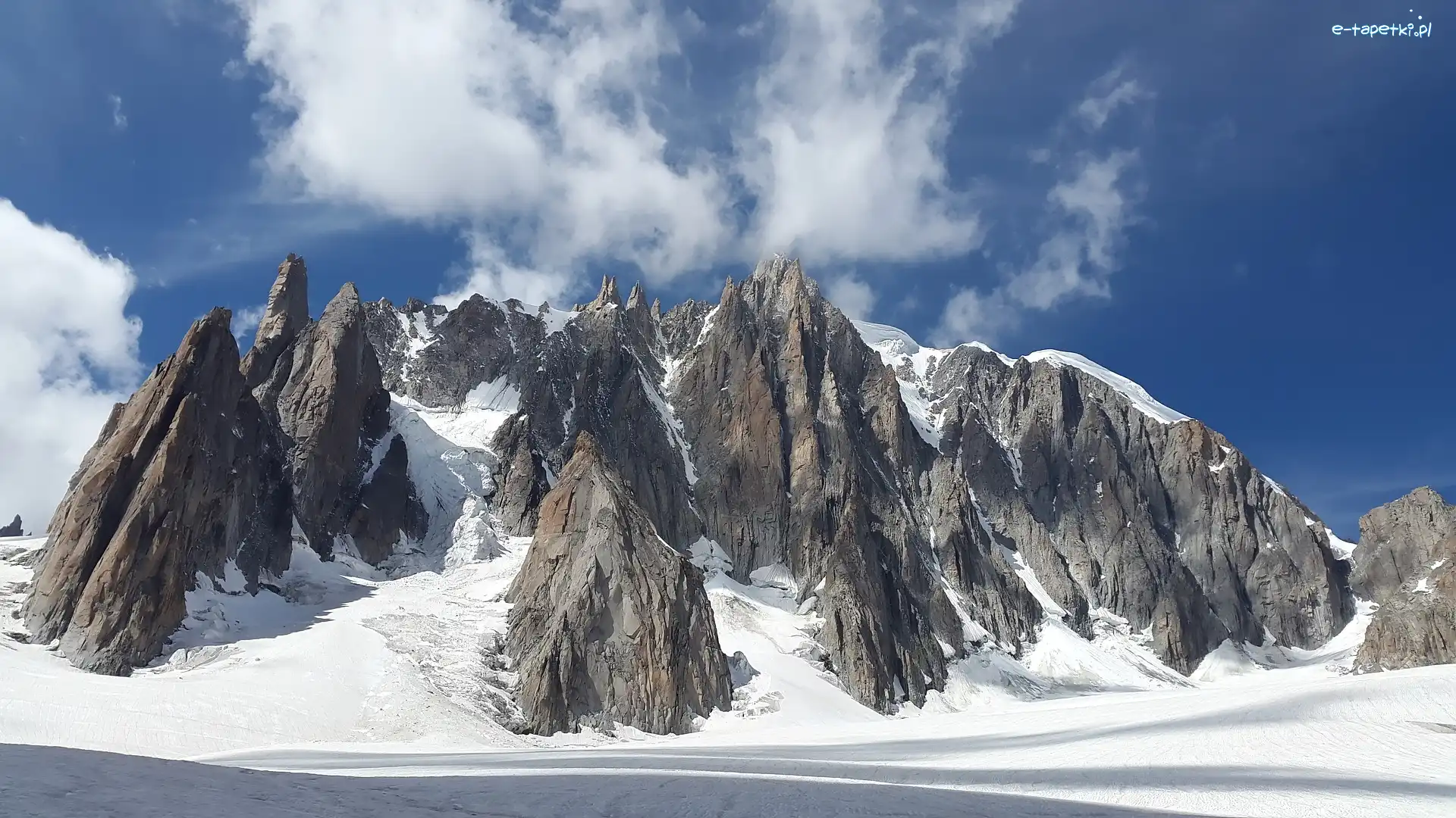 Mont Blanc du Tacul, Mont Blanc, Francja, Chmury, Szczyty, Śnieg, Zima, Góry