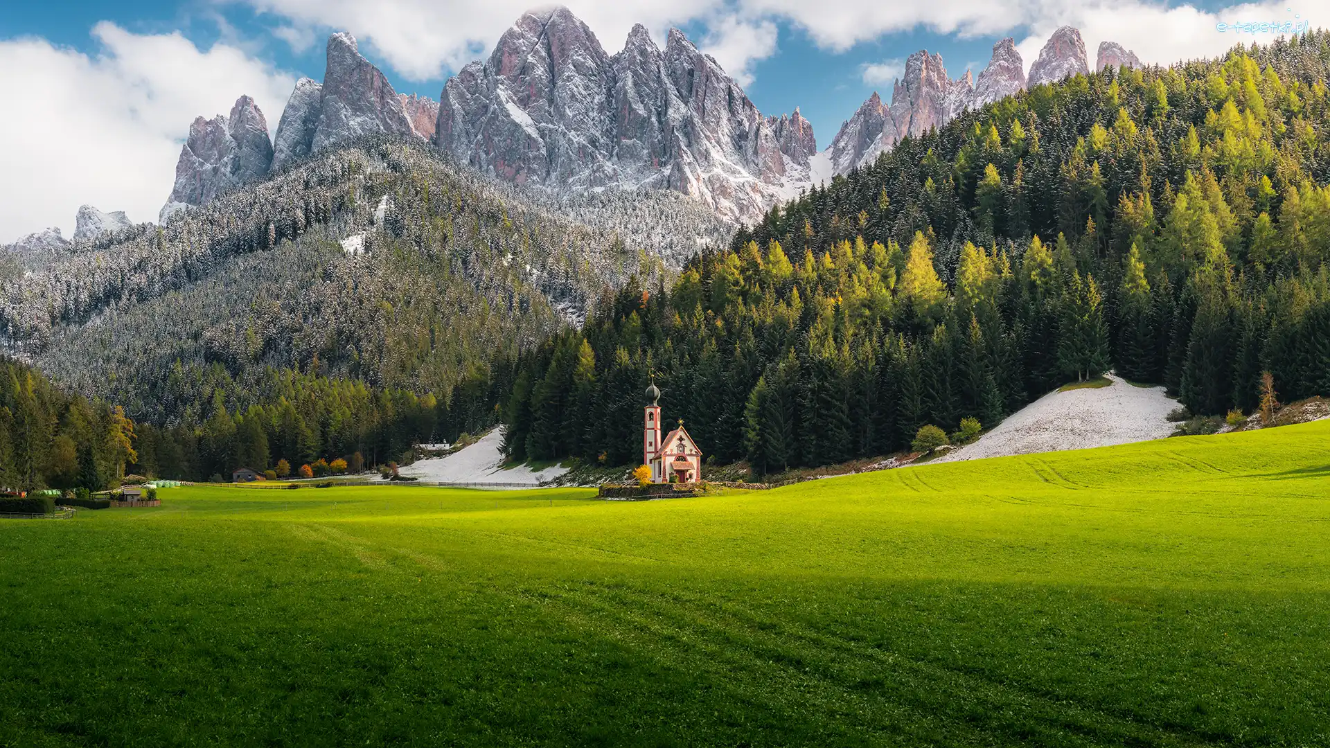 Kościół św Jana, Dolomity, Dolina Val di Funes, Lasy, Góry, Włochy