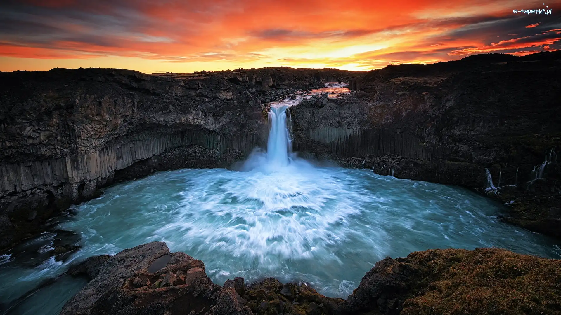 Islandia, Bazaltowe, Wodospad Aldeyjarfoss, Rzeka Skjalfandafljot, Skały