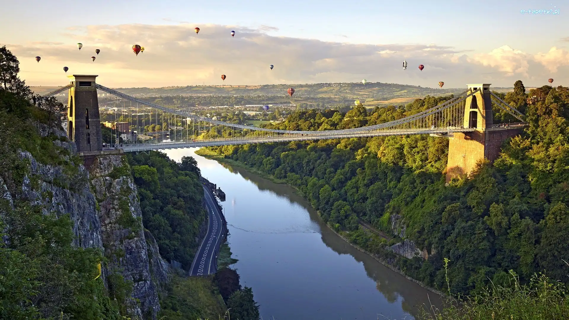 Clifton Suspension Bridge, Most, Skały, Avon River, Rzeka, Anglia, Bristol, Lasy, Balony