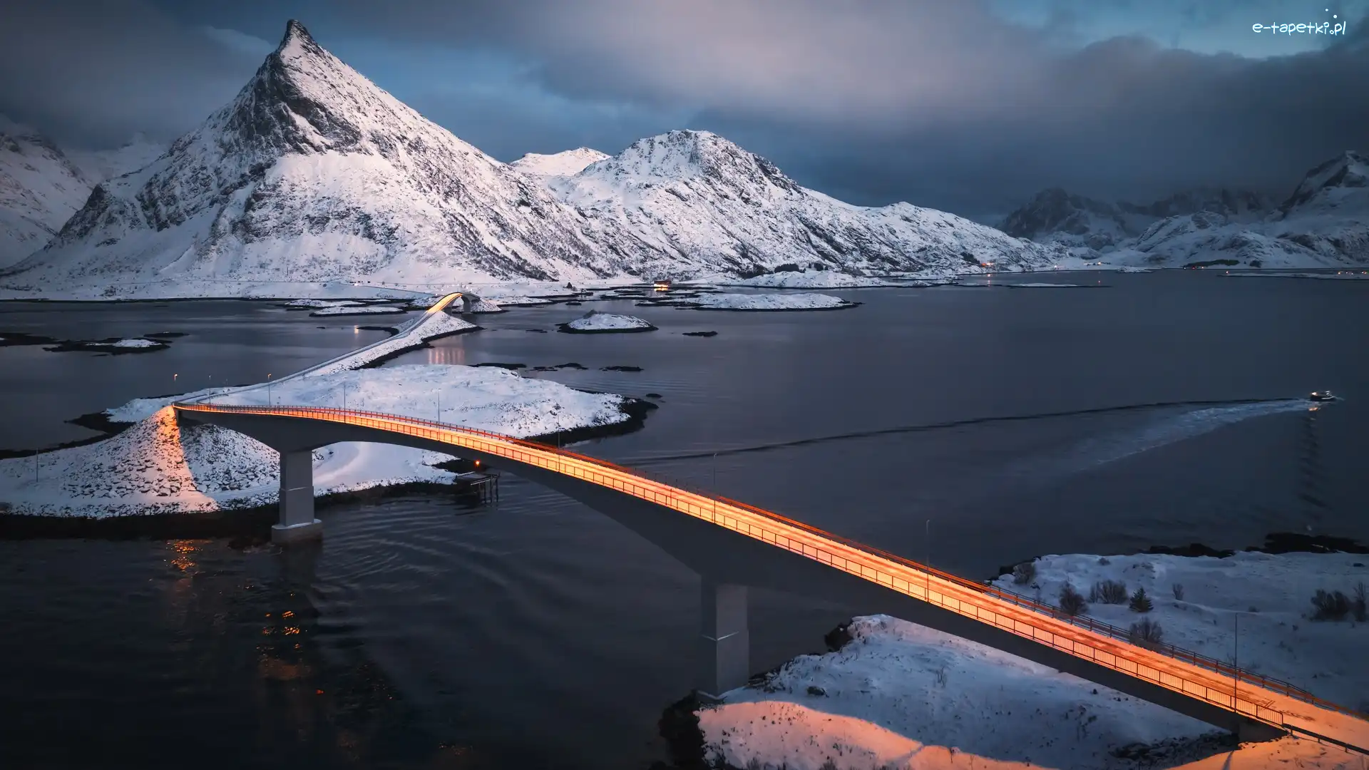 Gmina Flakstad, Góry, Lofoty, Morze, Norwegia, Chmury, Fredvang Bridges, Zima, Mosty