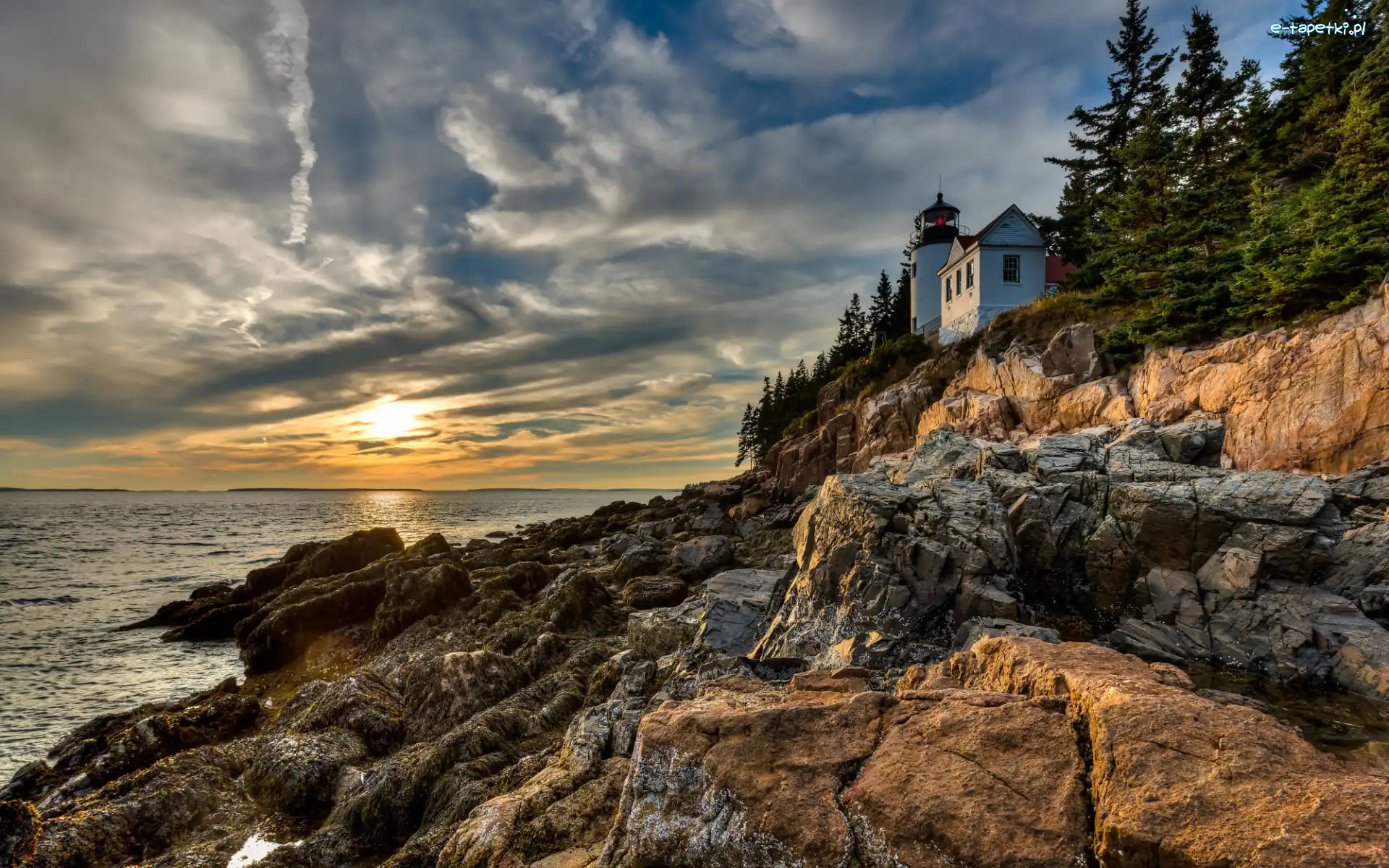 Morze, Latarnia morska, Stany Zjednoczone, Stan Maine, Bass Harbor Head Light, Skały, Zachód słońca, Park Narodowy Acadia