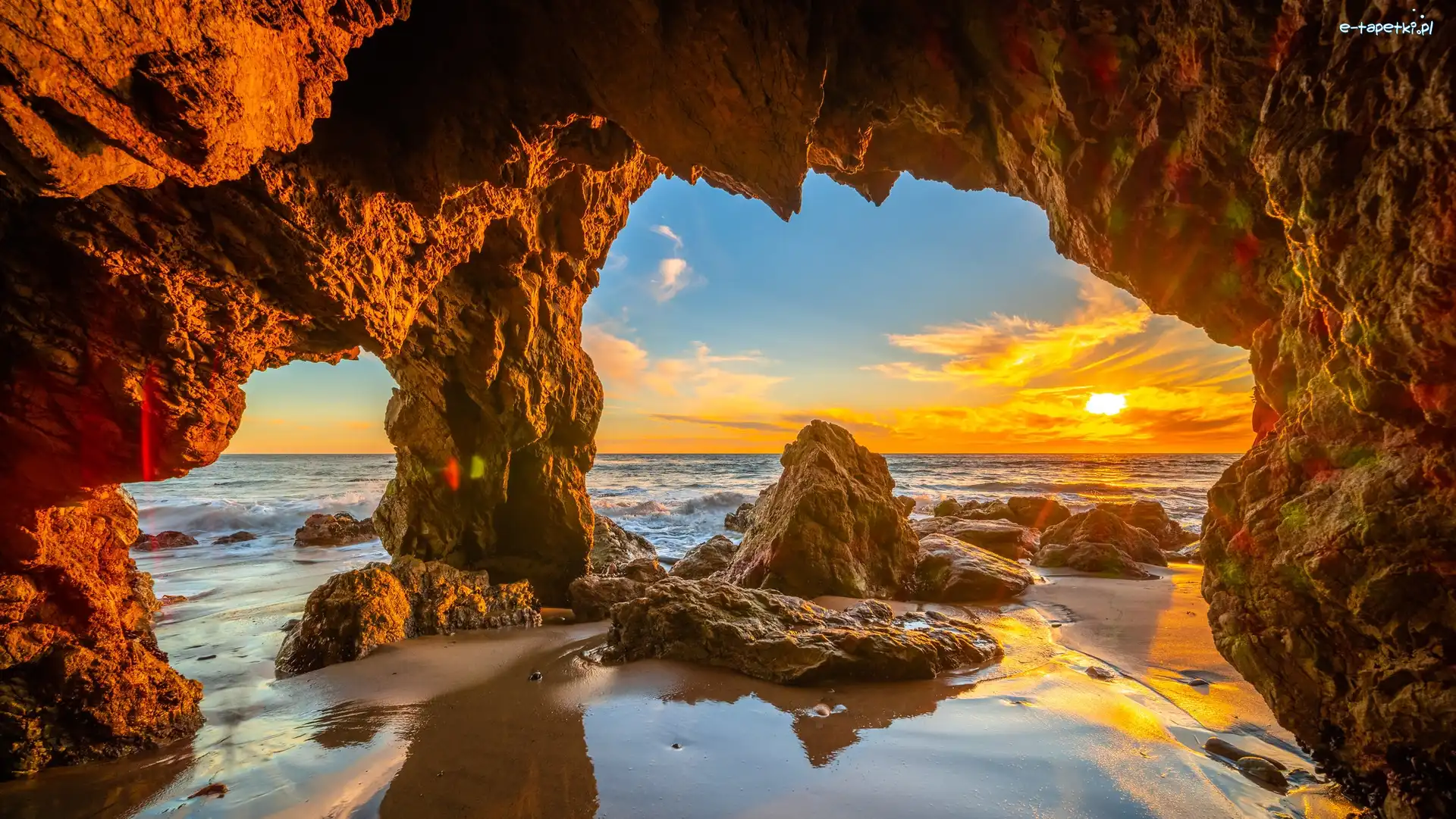 Hrabstwo Los Angeles, Skały, Stany Zjednoczone, Malibu, Plaża, El Matador Beach, Zachód słońca, Jaskinia, Morze, Kalifornia