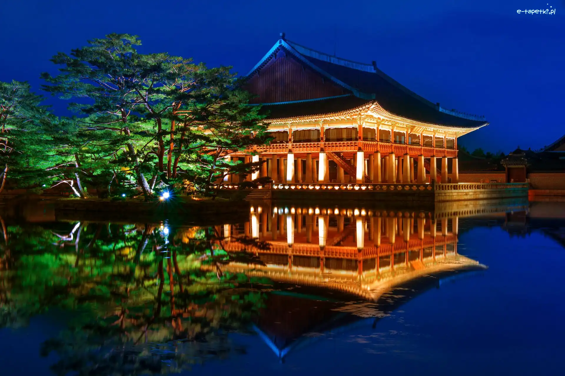 Korea Południowa, Drzewa, Staw, Noc, Pałac Gyeongbokgung, Seul, Odbicie