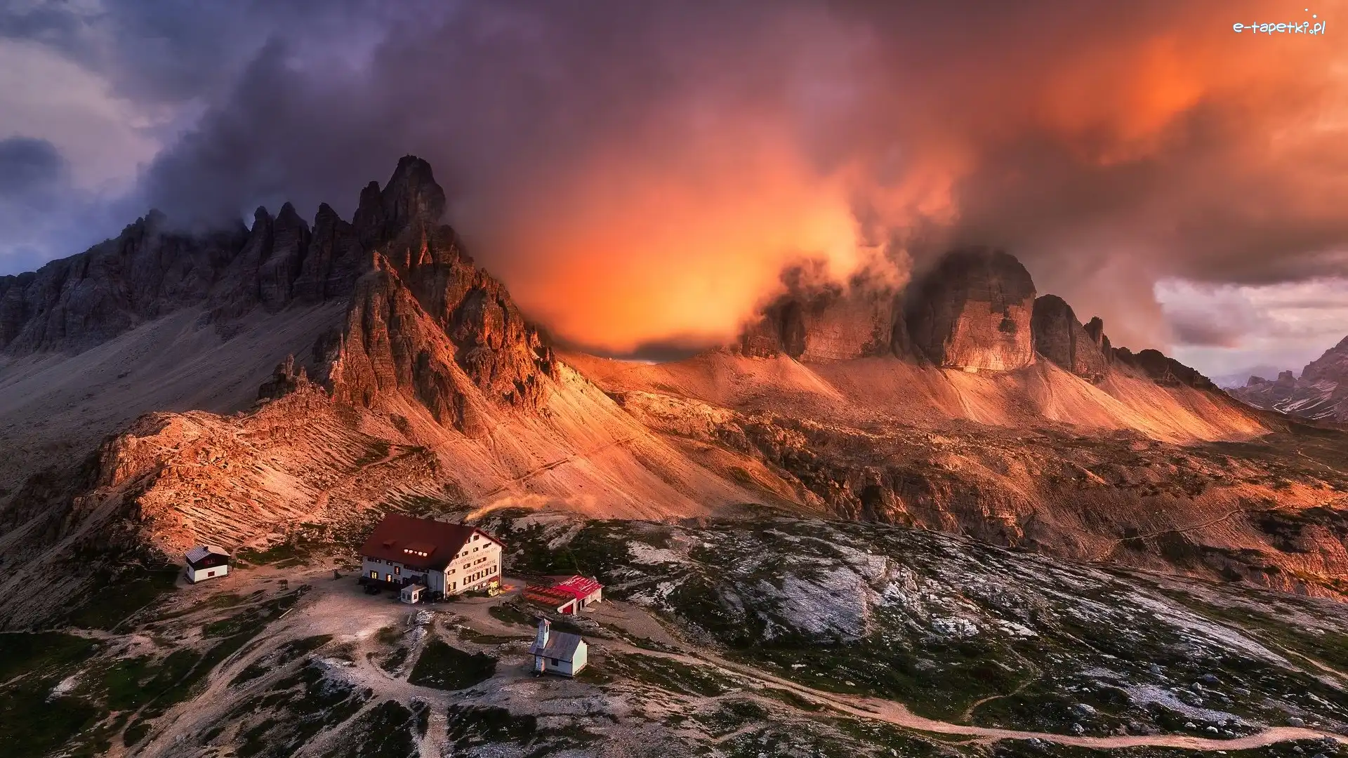 Domy, Tre Cime di Lavaredo, Dolomity, Chmury, Góry, Włochy