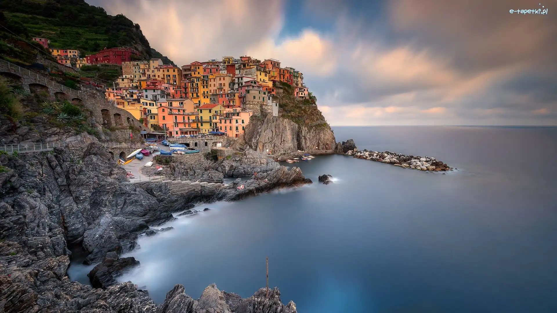 Kolorowe, Morze Liguryjskie, Manarola, Gmina Riomaggiore, Włochy, Zatoka, Skały, Cinque Terre, Domy