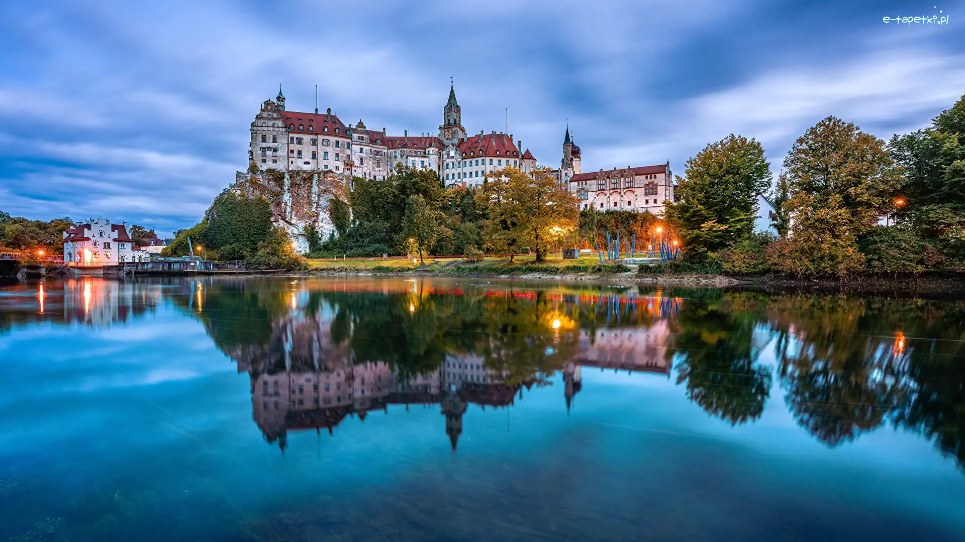 Badenia-Wirtembergia, Drzewa, Zachód słońca, Niemcy, Rzeka Dunaj, Zamek Sigmaringen