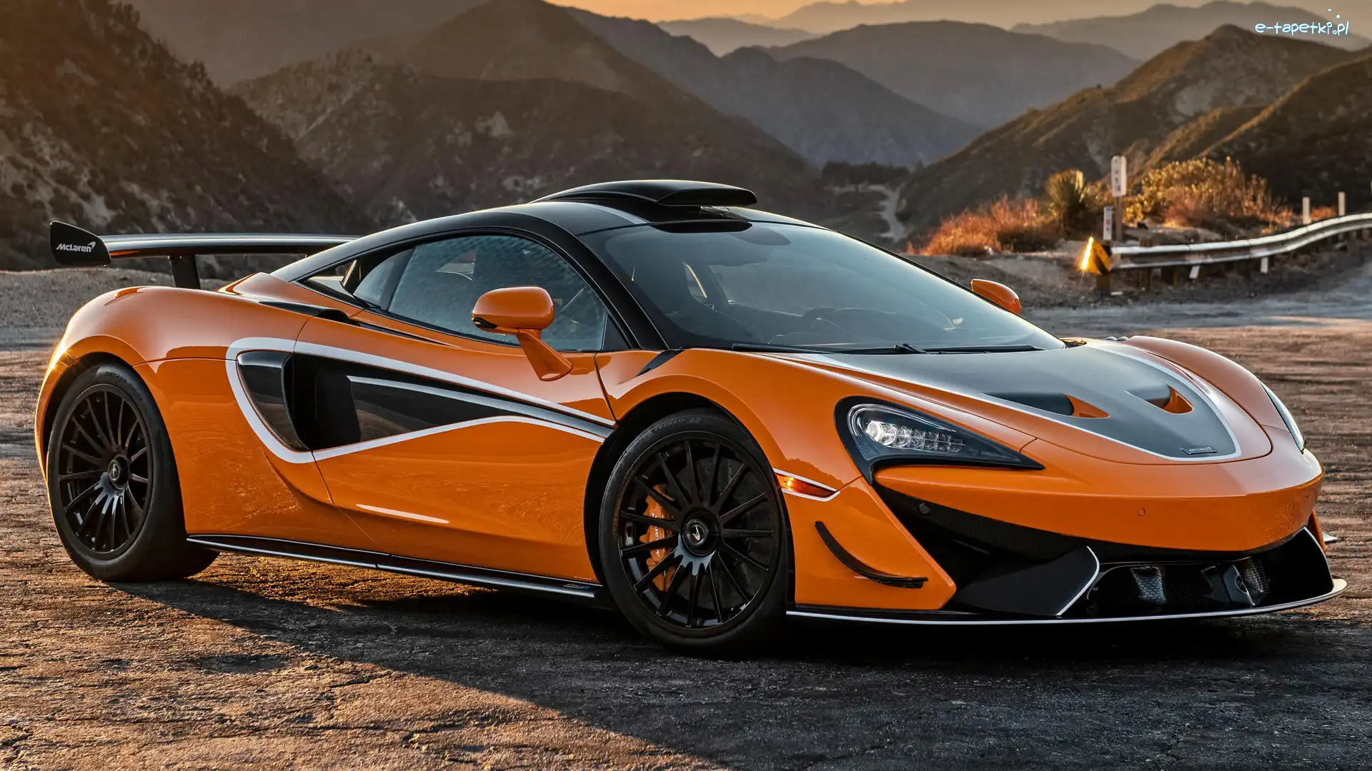 Góry, McLaren 620R