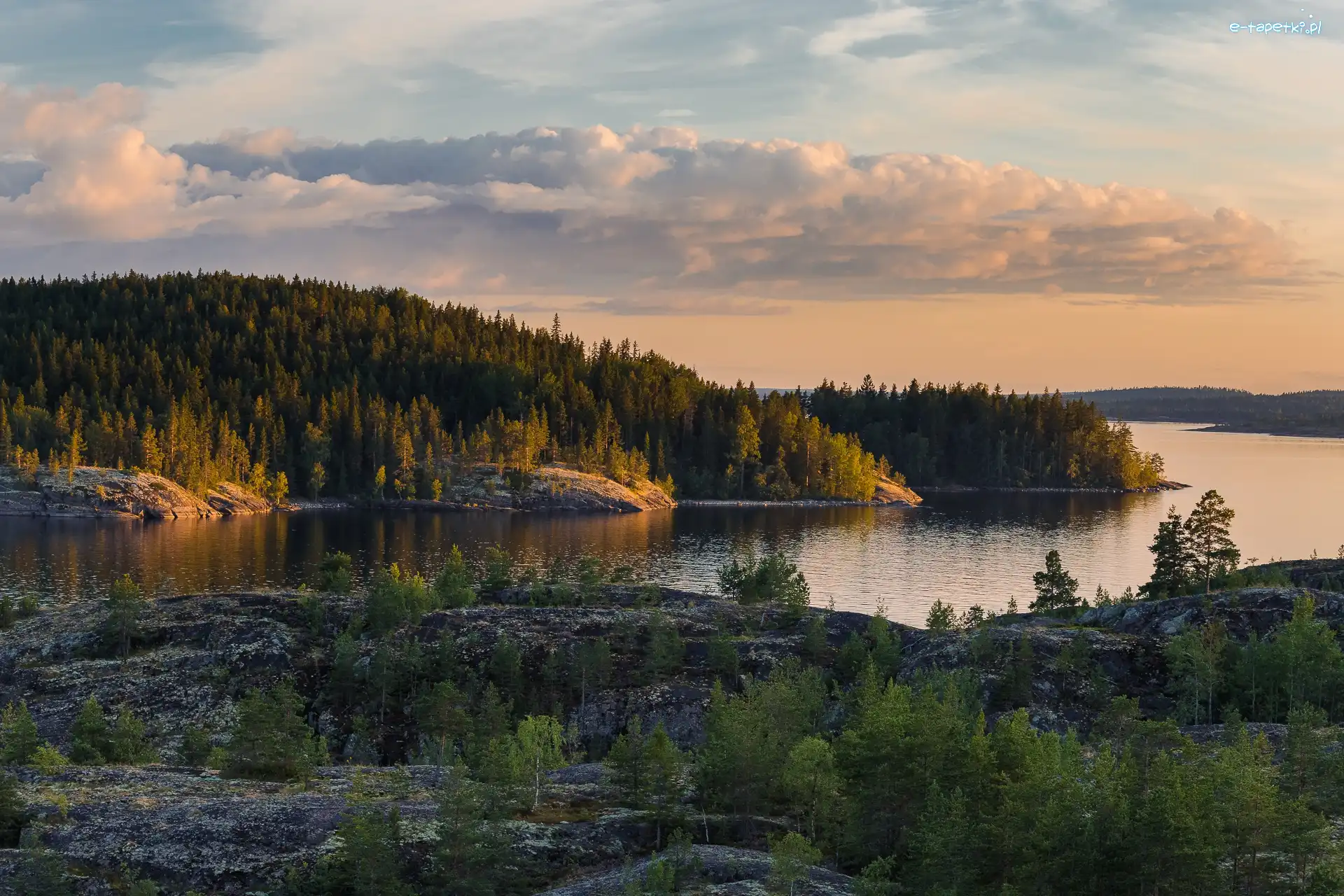 Karelia, Las, Skały, Rosja, Jezioro Ładoga, Chmury