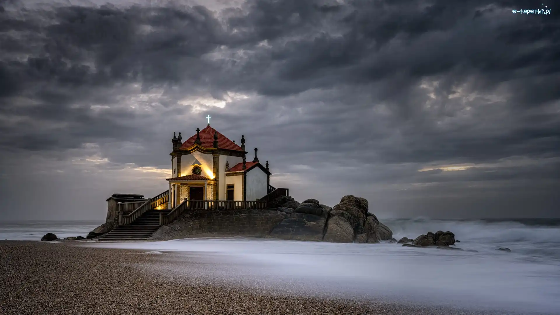 Chmury, Morze, Kościół, Praia de Miramar, Portugalia, Skały, Senhor da Pedra