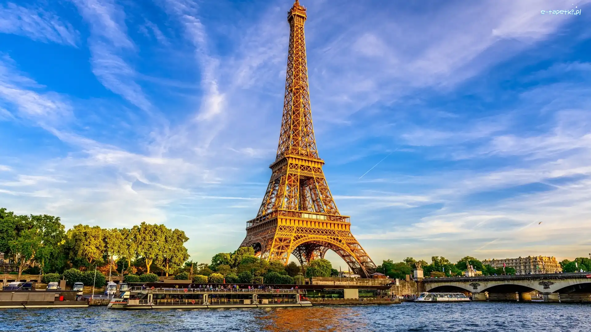 Wieża Eiffla, Niebo, Paryż, Francja
