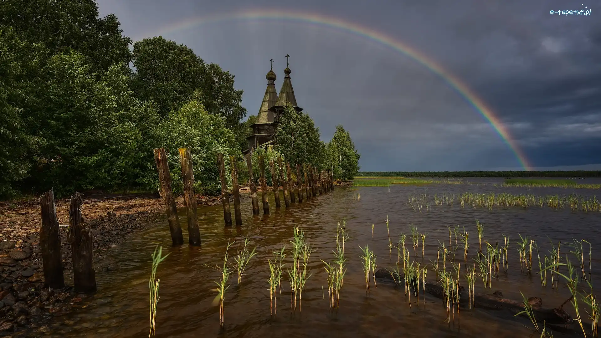 Chmury, Drzewa, Cerkiew, Tęcza, Szuwary, Jezioro