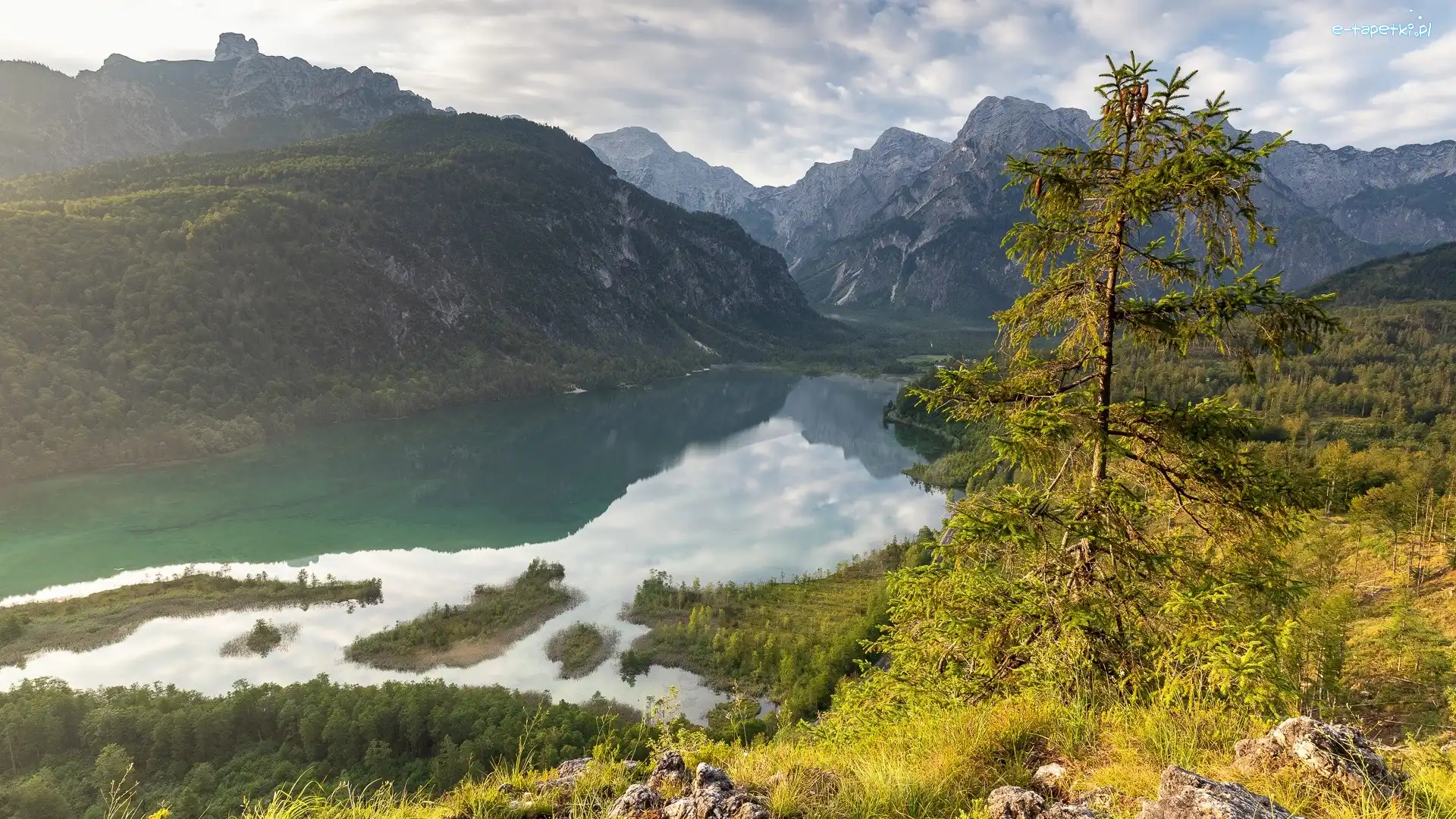 Drzewa, Wysepki, Las, Chmury, Jezioro, Góry