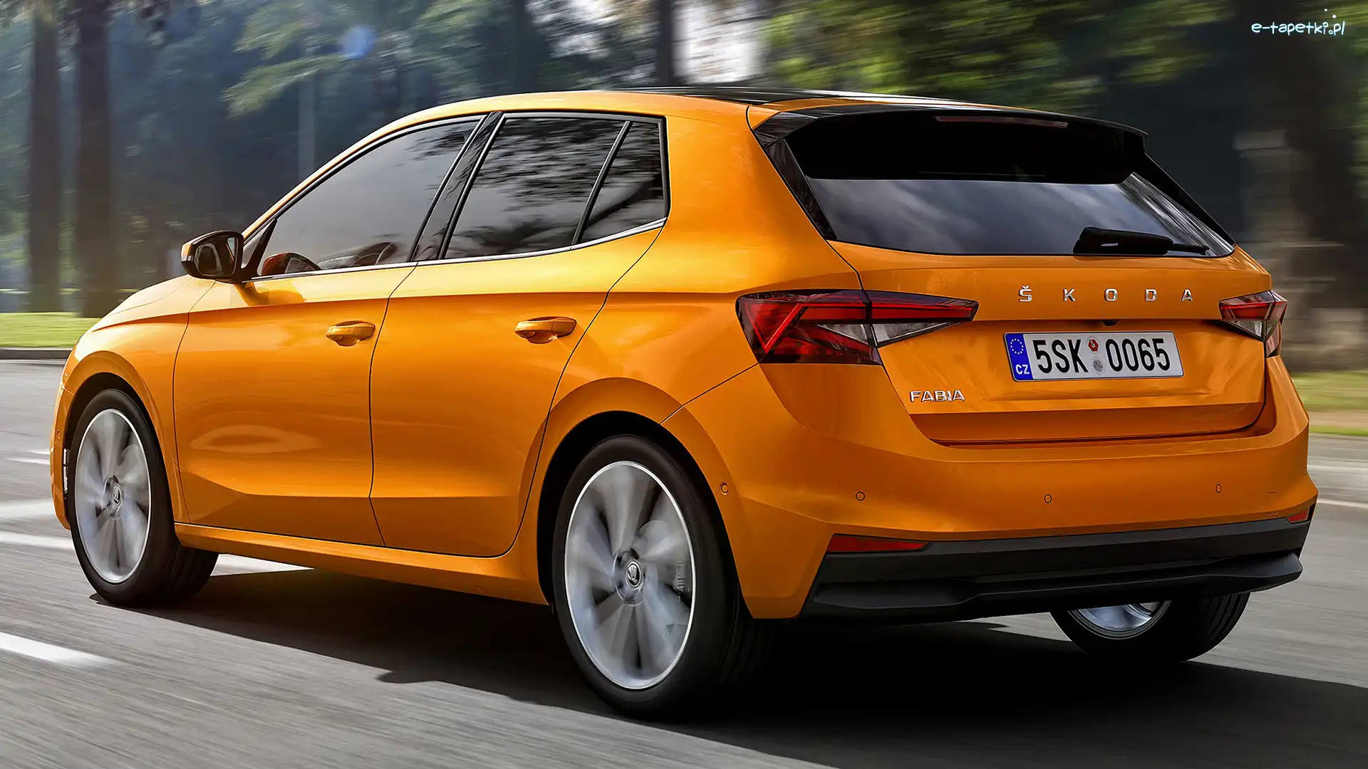 2021, Skoda Fabia, Pomarańczowa