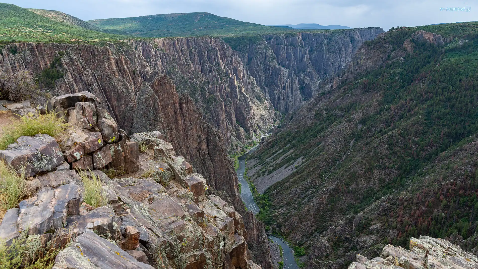 Rzeka, Skały, Stany Zjednoczone, Kolorado, Kanion, Gunnison River, Park Narodowy Black Canyon of the Gunnison, Góry