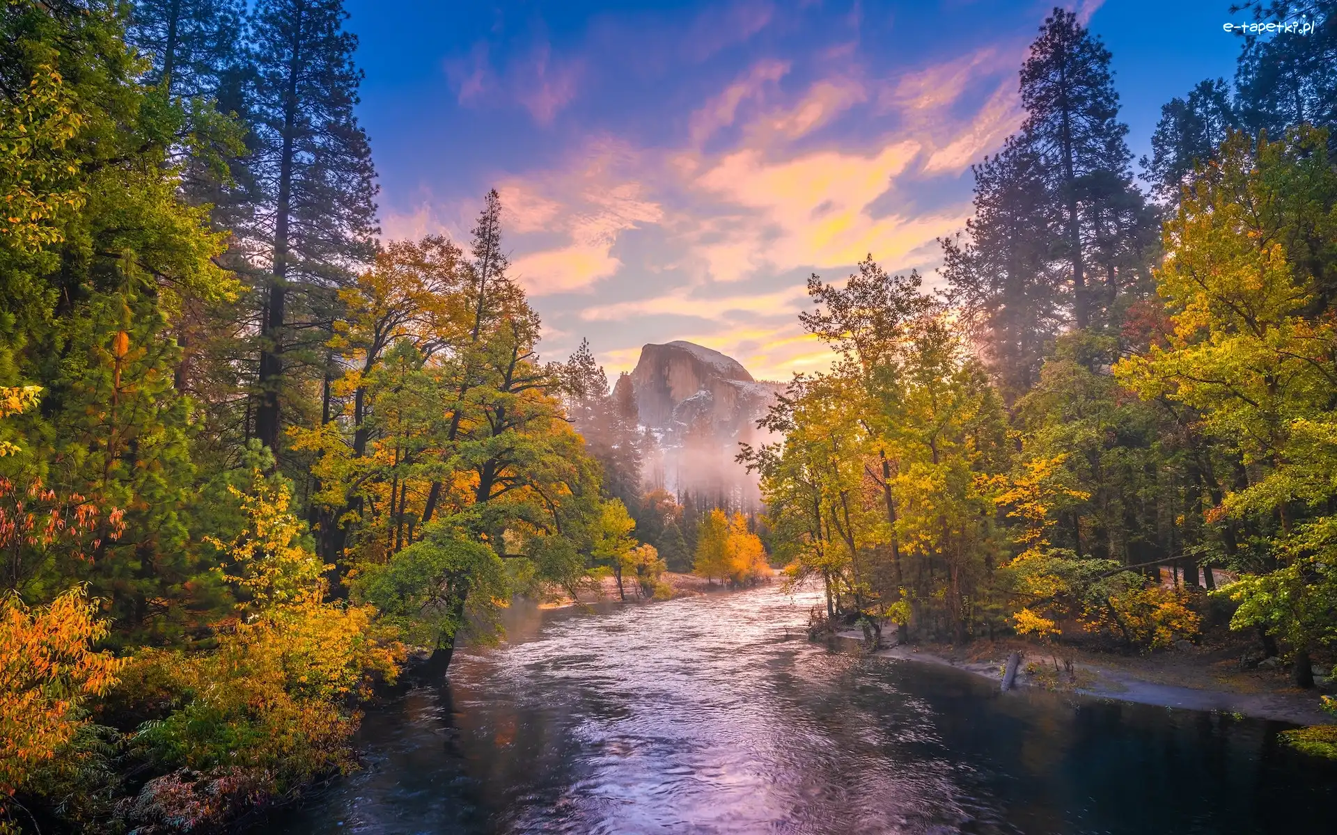 Drzewa, Park Narodowy Yosemite, Jesień, Szczyt Half Dome, Stany Zjednoczone, Rzeka, Drzewa, Kalifornia, Merced River, Góry, Mgła