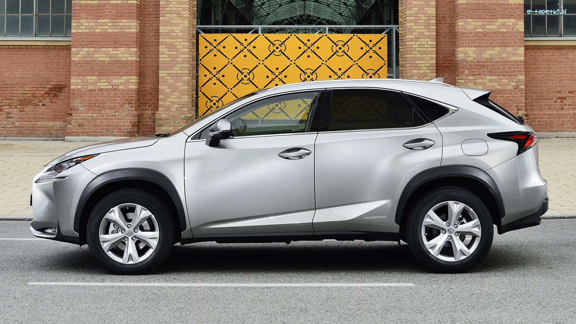 2014, Lexus NX Hybrid
