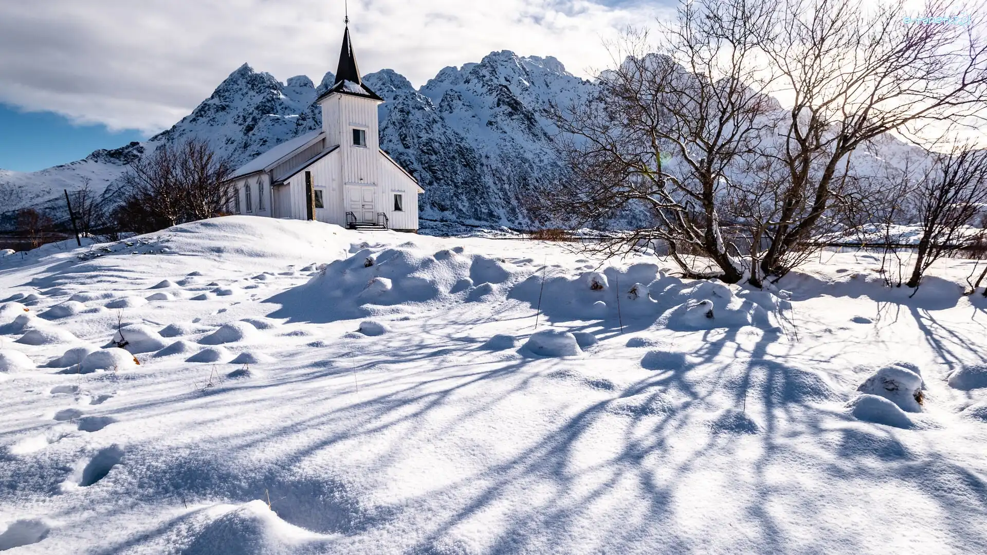 Kościół, Góry, Zima, Drzewa, Svolvaer, Norwegia