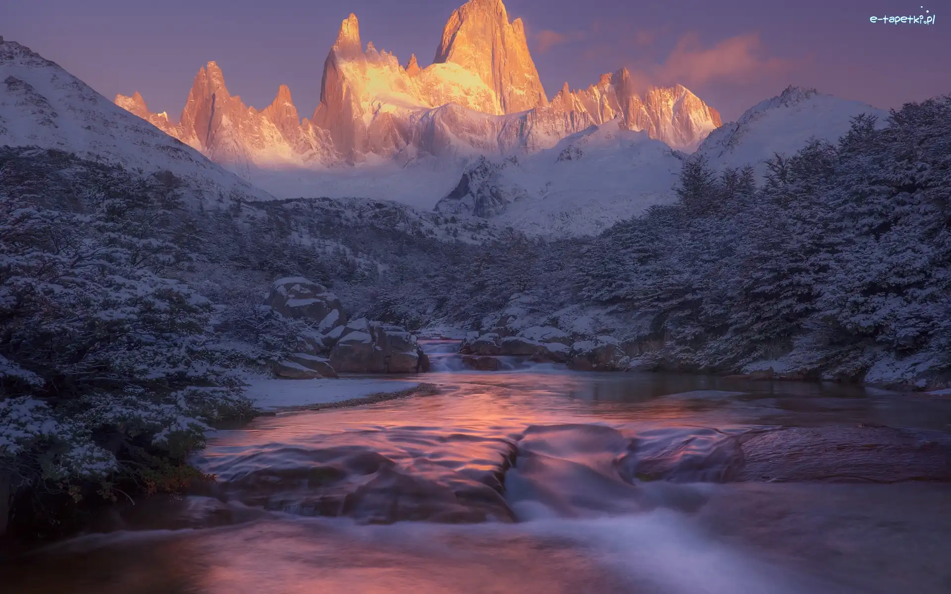 Krzewy, Zima, Kamienie, Góry, Argentyna, Rozświetlony, Rzeka, Patagonia, Szczyt Fitz Roy, Park Narodowy Los Glaciares, Skały