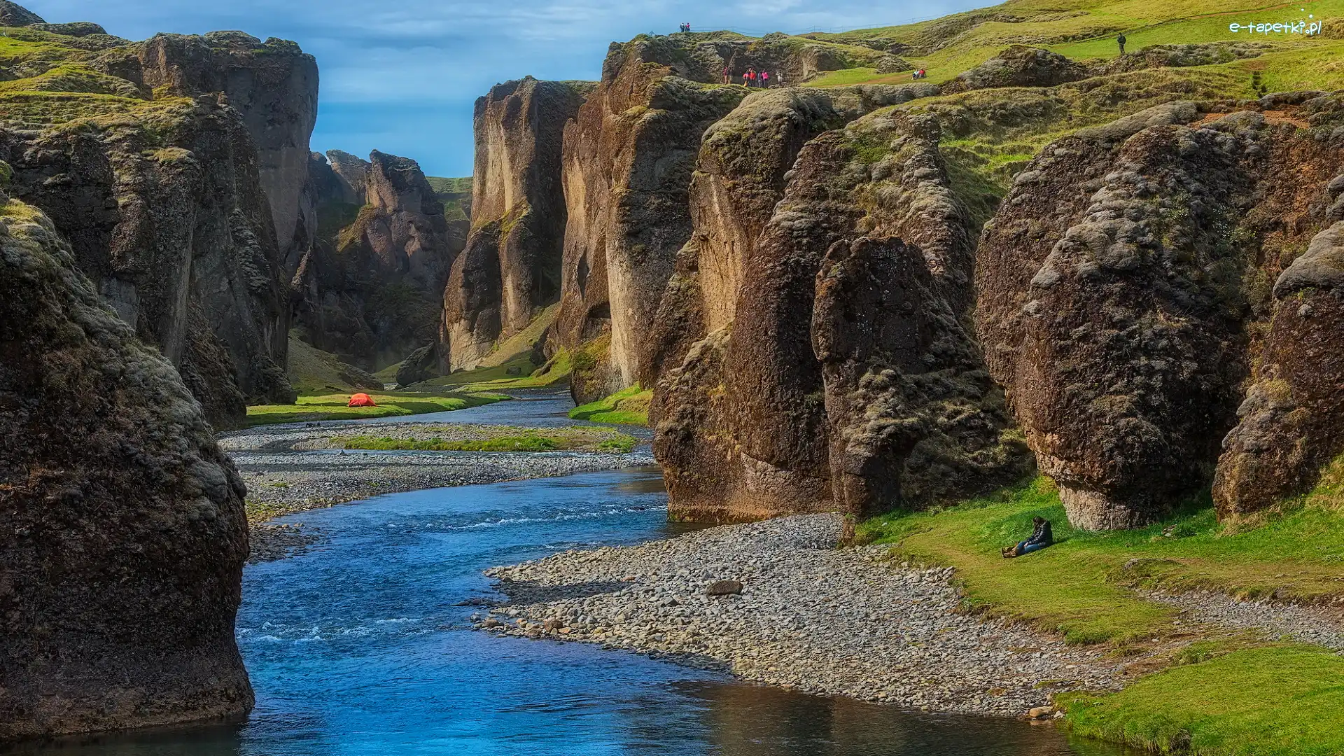 Kanion Fjadrargljufur, Islandia, Rzeka Fjadra, Skały