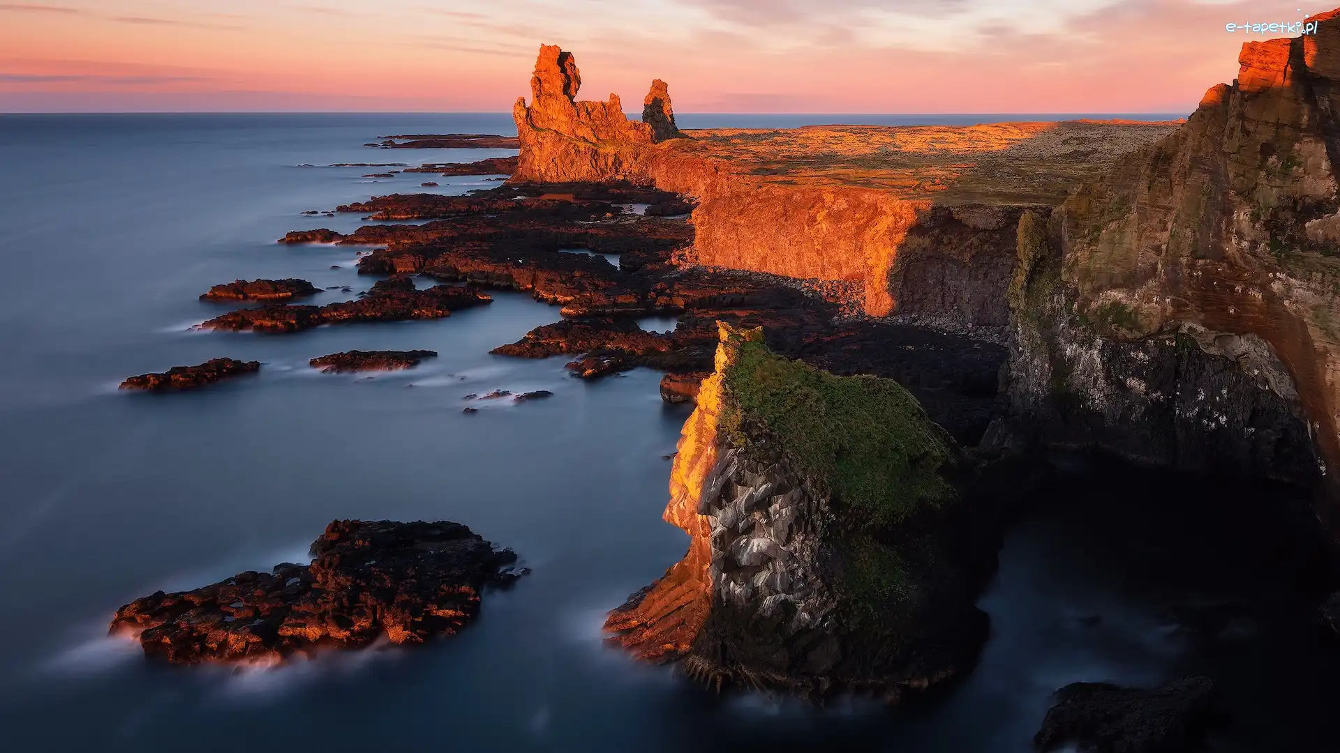 Skały, Islandia, Półwysep Snaefellsnes, Morze