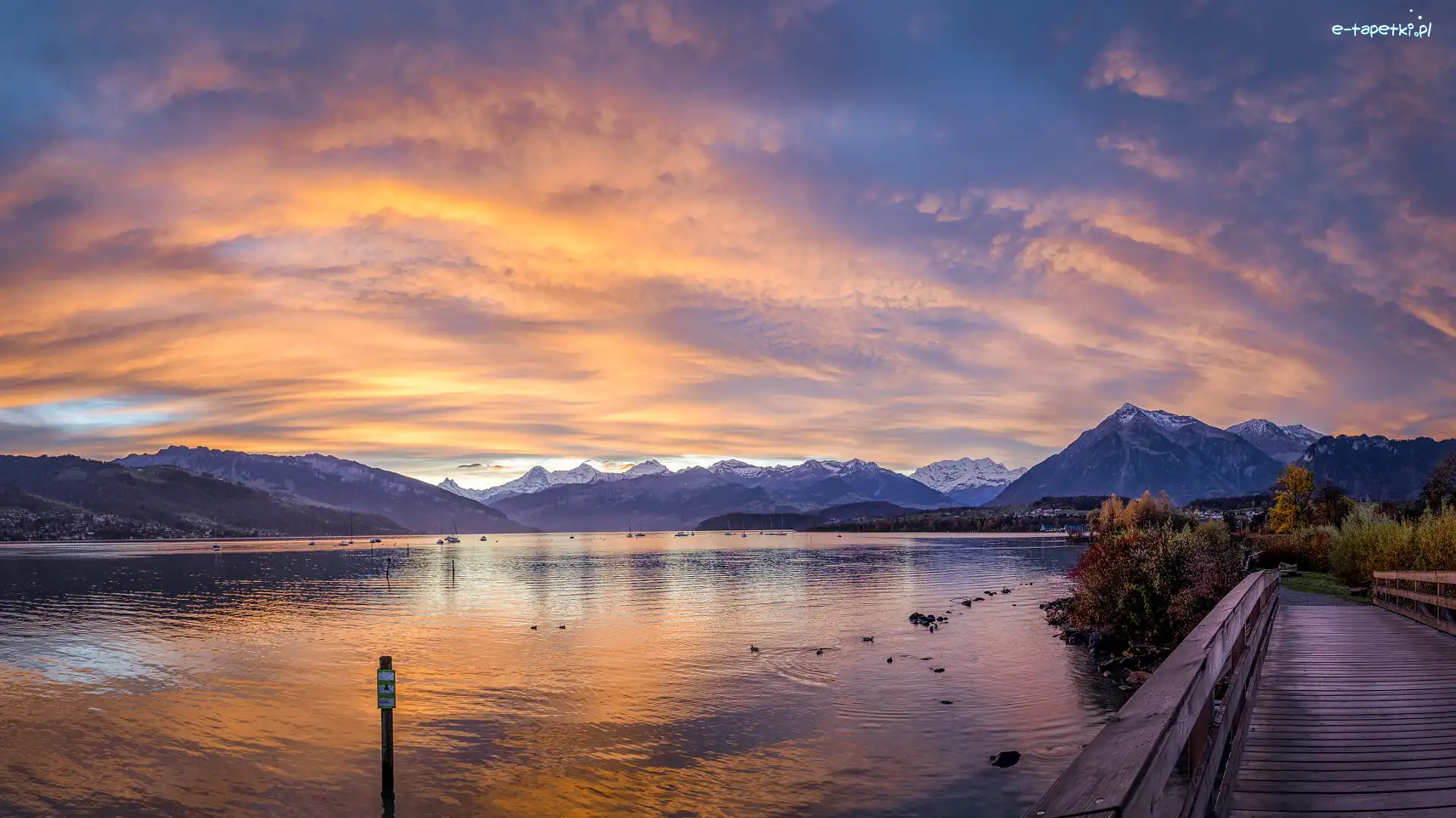 Pomost, Alpy Berneńskie, Thunersee, Jezioro, Zachód słońca, Szwajcaria, Kanton Berno, Góry, Krzewy