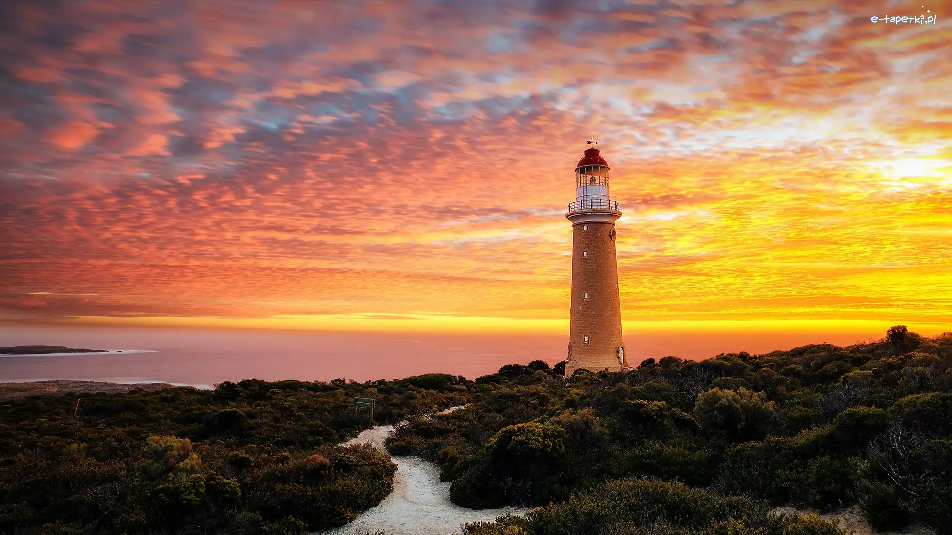 Australia, Latarnia morska, Cape du Couedic Lighthouse, Wybrzeże, Morze, Zachód słońca, Chmury