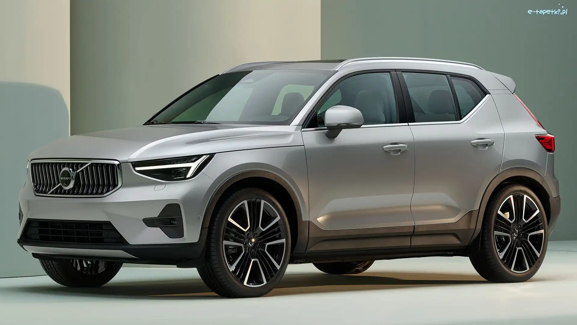 2022, Volvo XC40