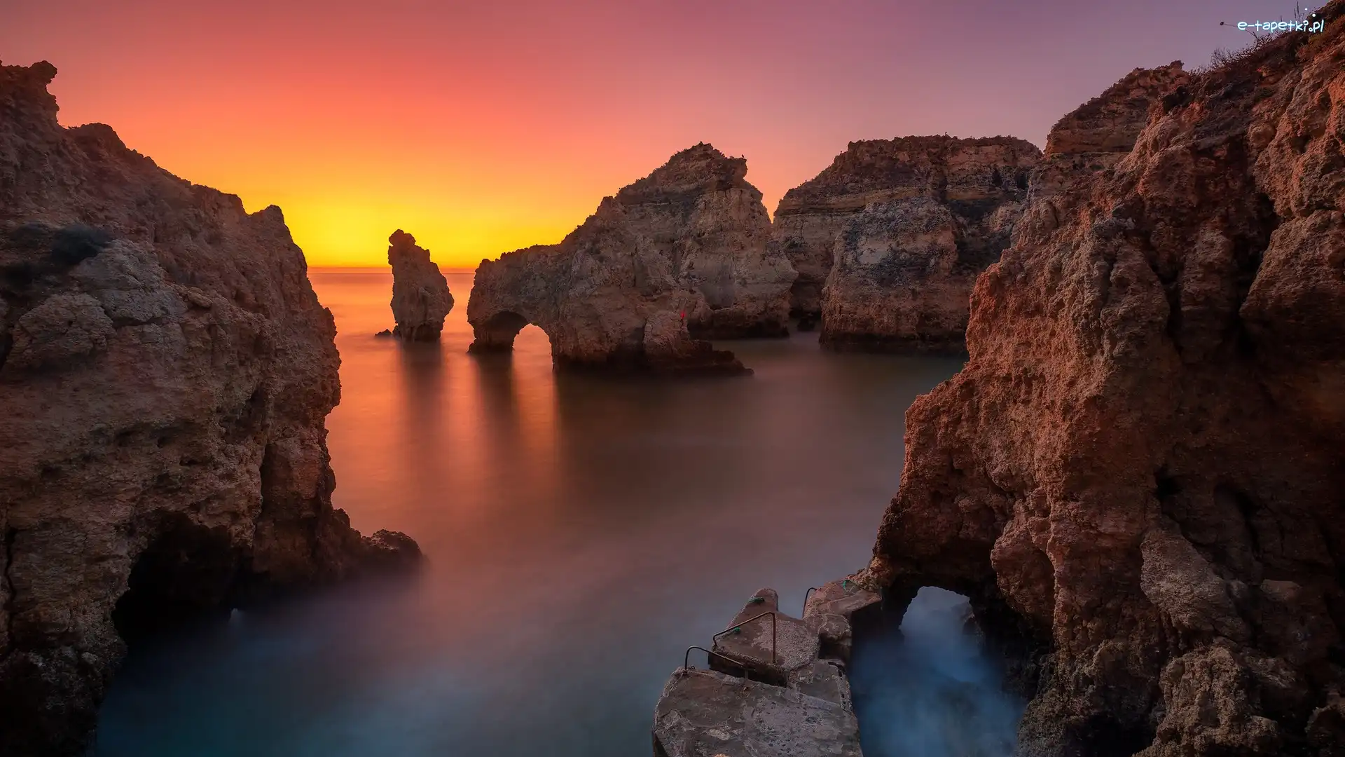 Zachód słońca, Morze, Wybrzeże, Algarve, Portugalia, Ponta da Piedade, Skały