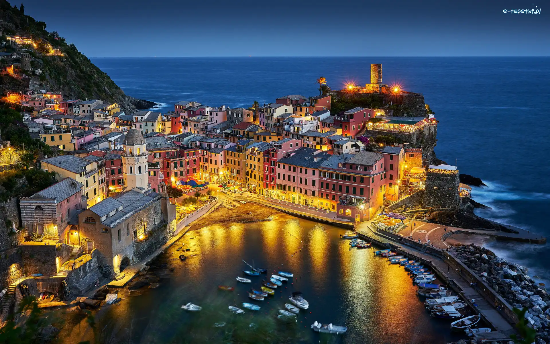 Łodzie, Budynki, Wybrzeże, Miasto, Morze Liguryjskie, Port, Domy, Vernazza, Włochy, Cinque Terre, Noc, Morze