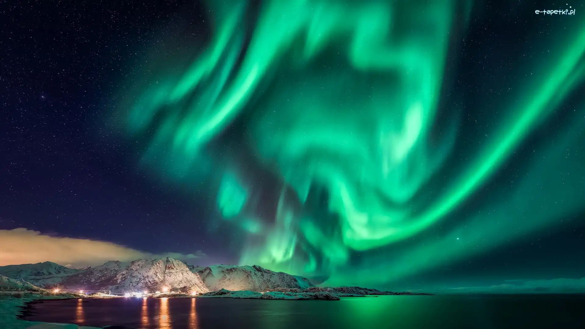 Norwegia, Morze Norweskie, Lofoty, Góry, Zorza polarna, Wyspa Flakstadoya, Gmina Flakstad