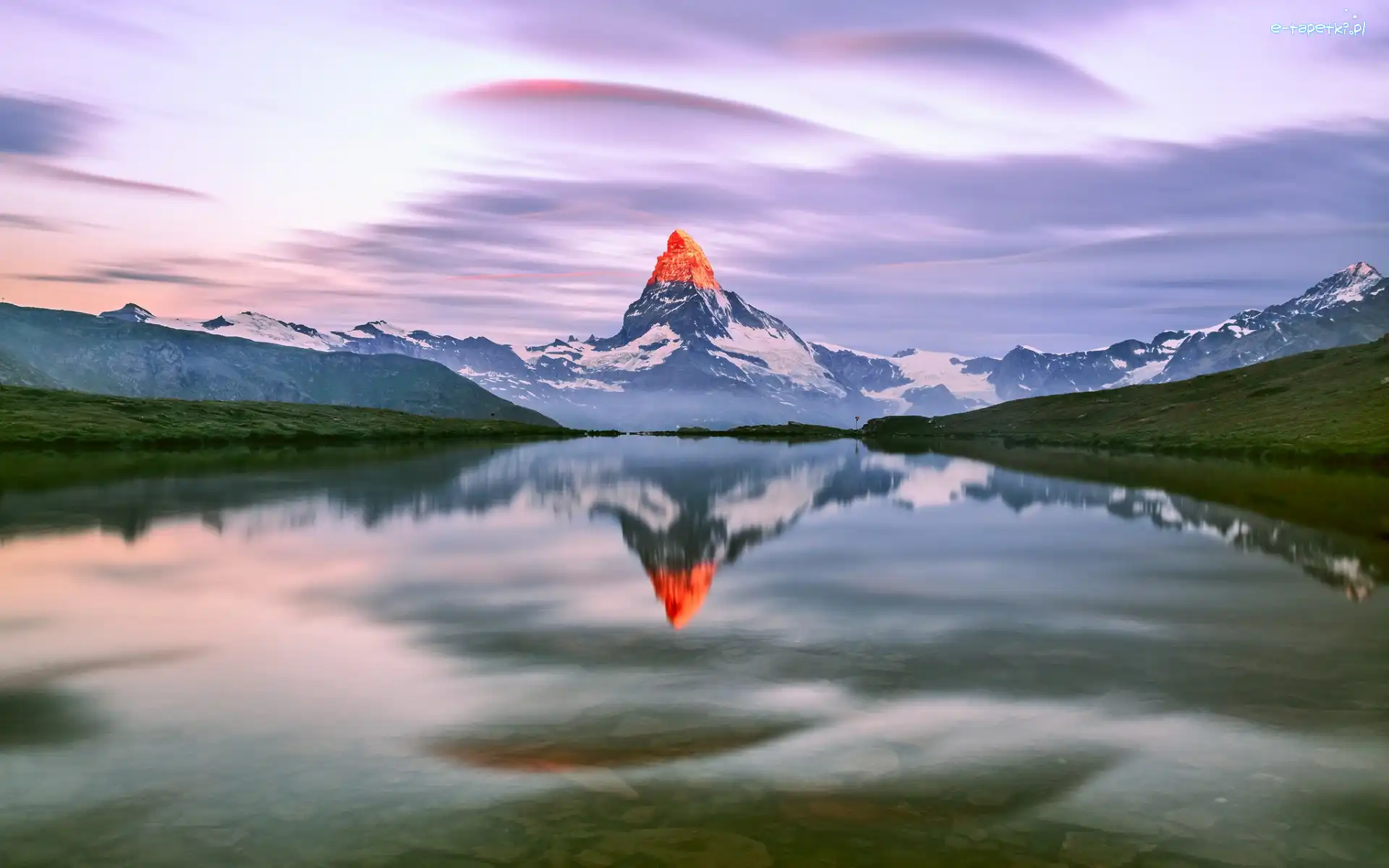 Jezioro Stellisee, Alpy Pennińskie, Szwajcaria, Chmury, Szczyt Matterhorn, Odbicie, Niebo, Góry