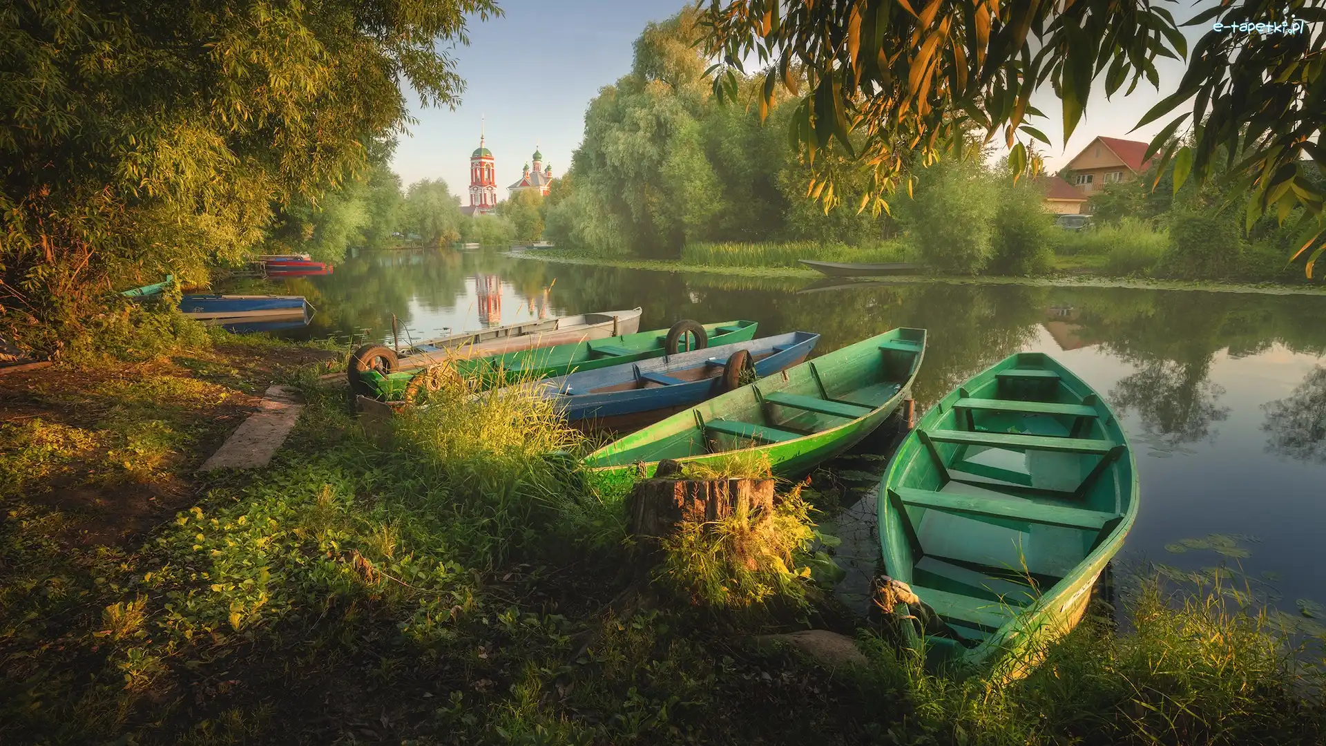 Klasztor Goricki Zaśnięcia Matki Bożej, Cerkiew, Łódki, Trubezh River, Rzeka, Rosja, Obwód jarosławski, Drzewa, Peresław Zaleski
