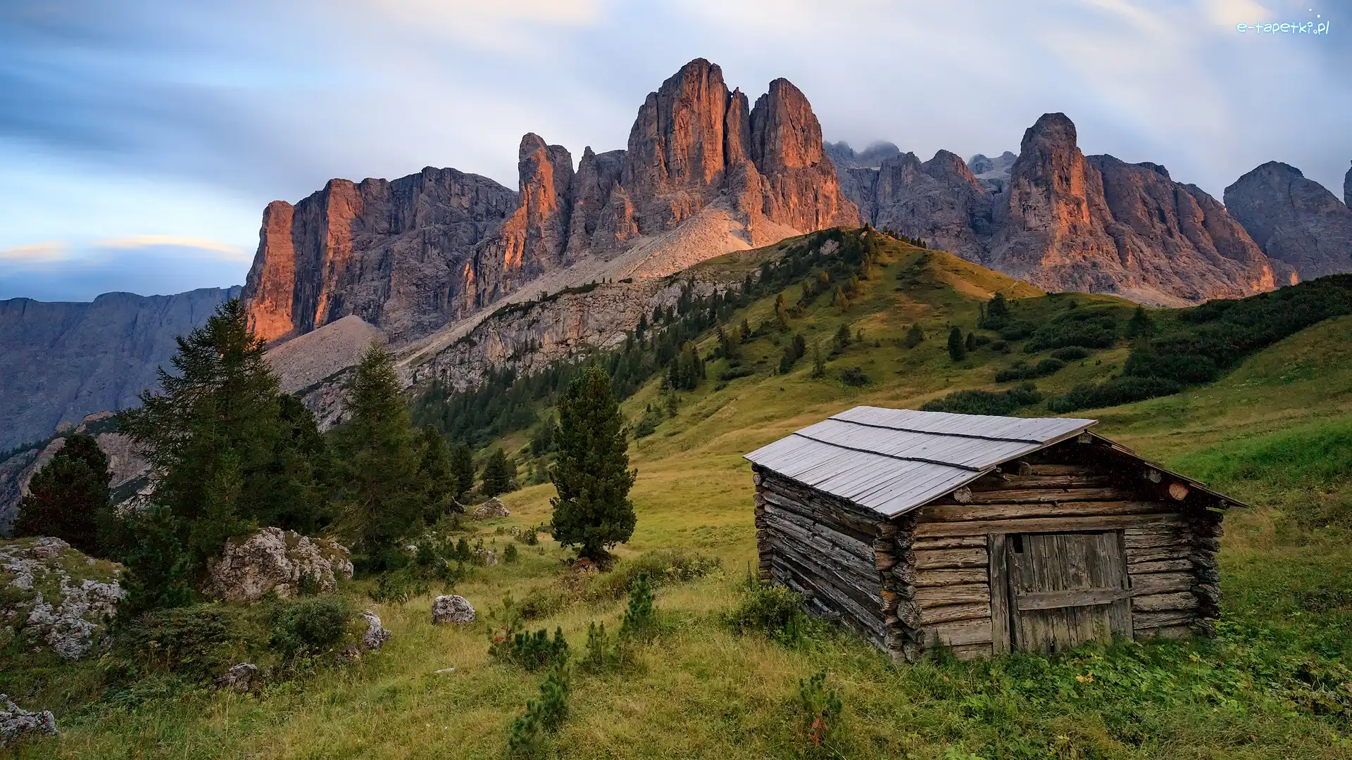 Dolomity, Wzgórza, Góry, Włochy, Szopa, Łąka
