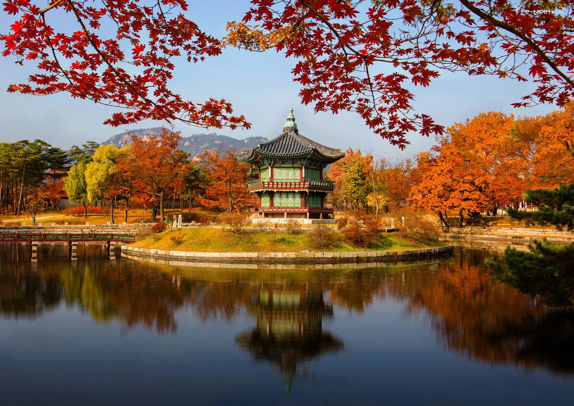 Korea Południowa, Drzewa, Jezioro, Park, Pawilon Hyangwonjeong, Seul, Jesień