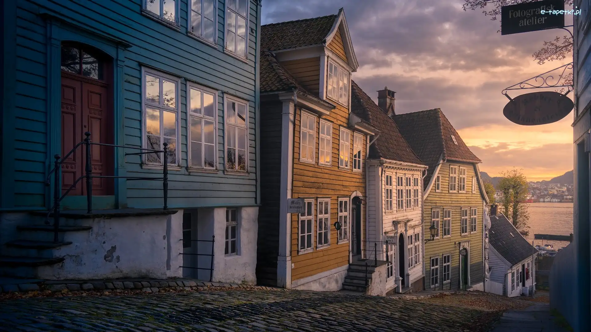 Droga, Norwegia, Bergen, Domy