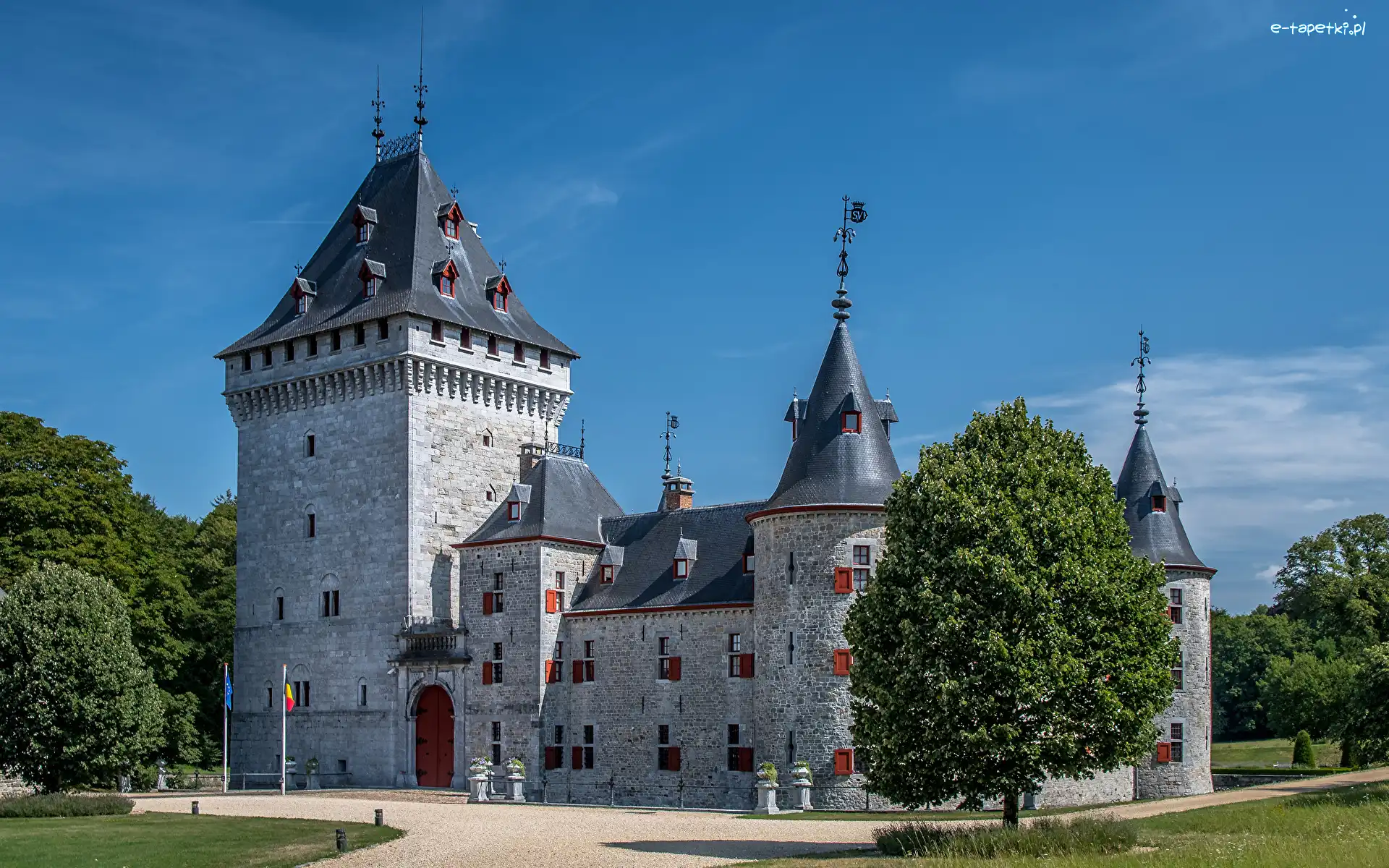 Zamek Jemeppe, Drzewa, Wieża, Belgia