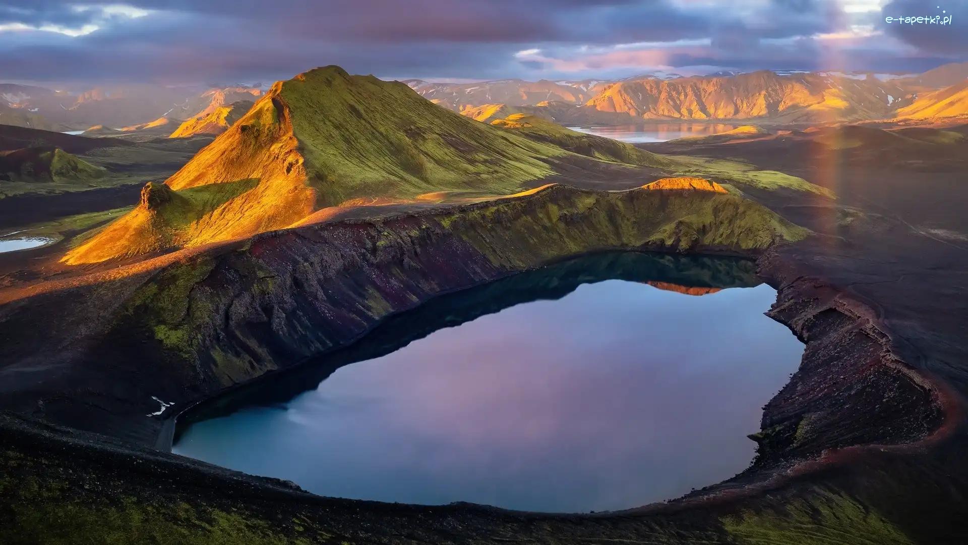 Islandia, Jezioro Blahylur, Góry