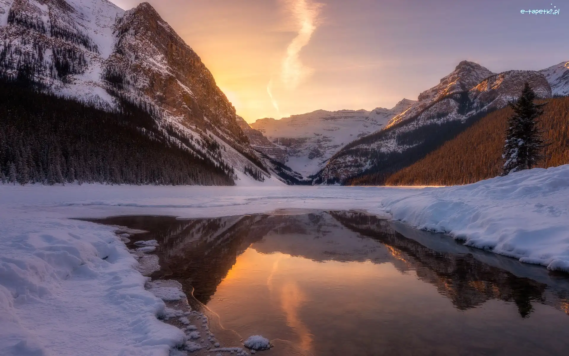 Park Narodowy Banff, Jezioro, Kanada, Wschód słońca, Góry, Las, Drzewa, Zima, Lake Louise, Alberta