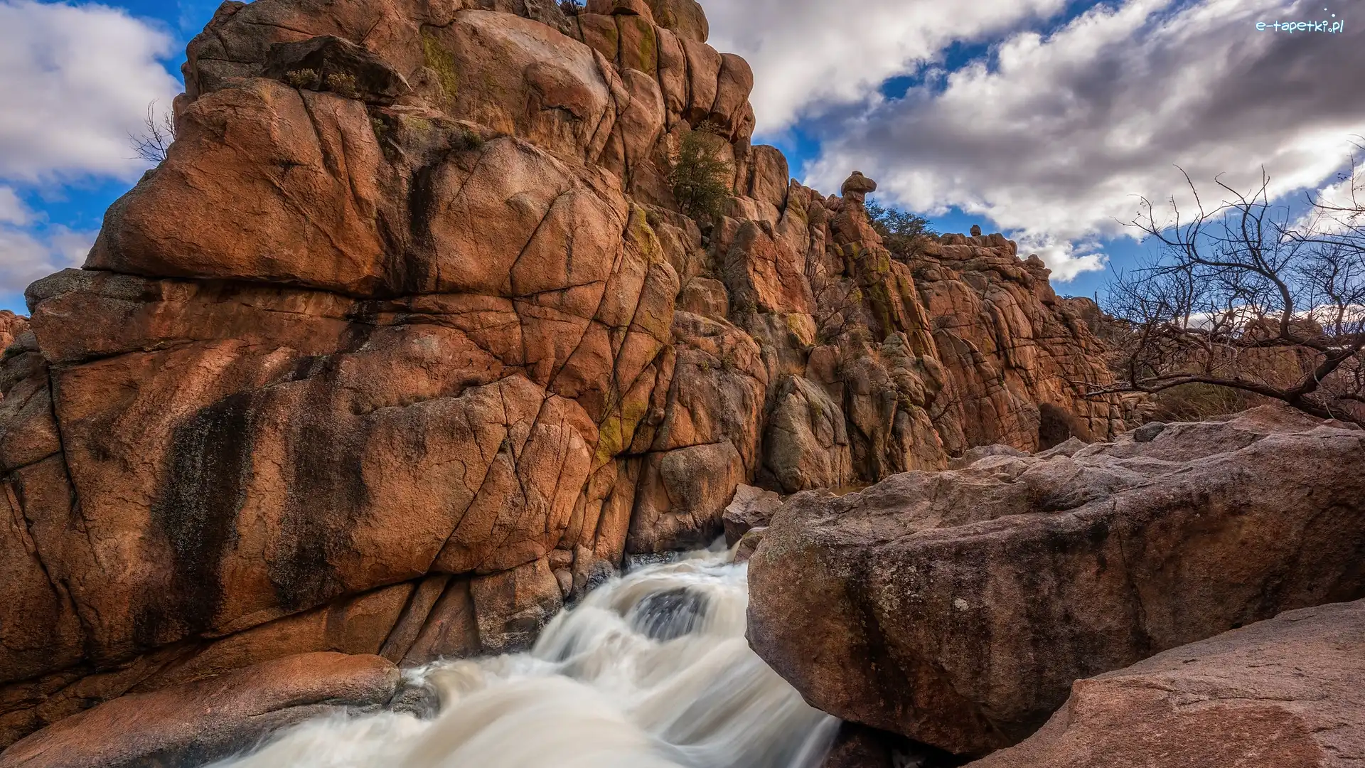 Wodospad, Chmury, Stany Zjednoczone, Arizona, Skały, Flume Trail Waterfall, Prescott, Niebo