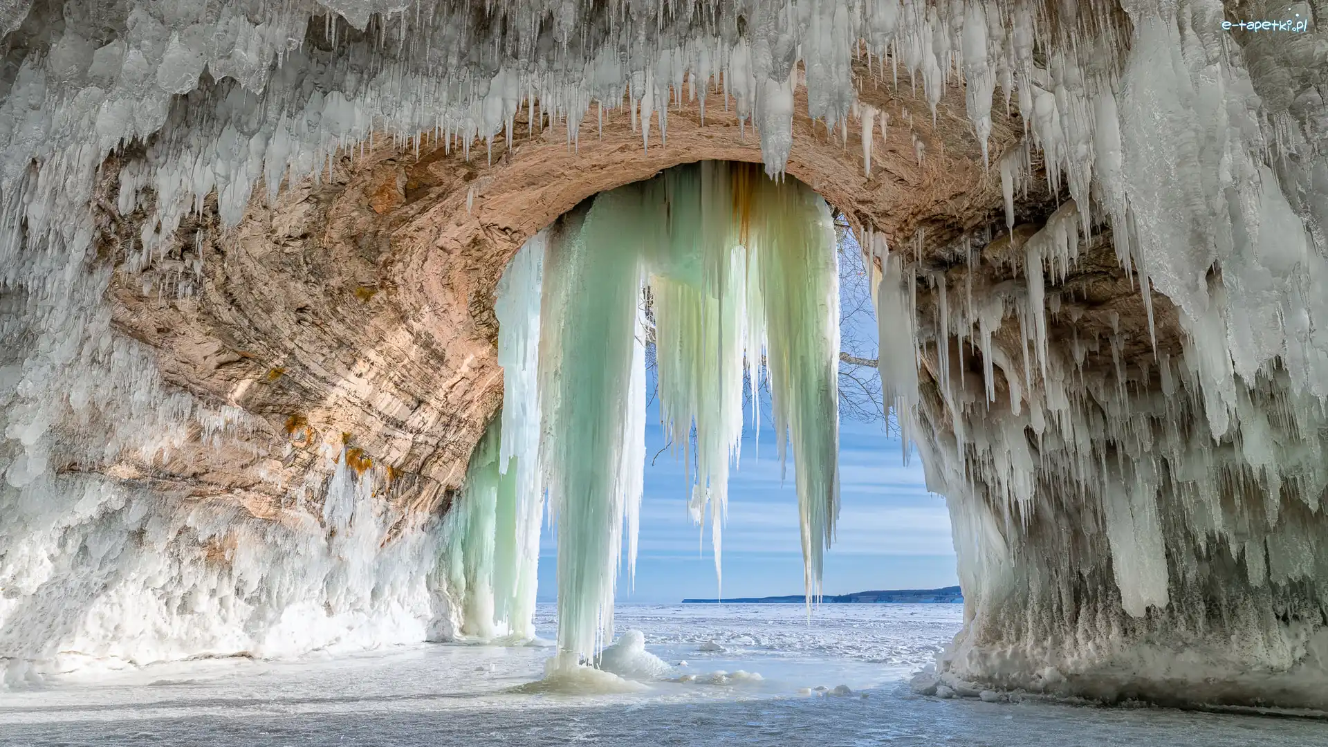 Stan Michigan, Sople, Grand Island Ice Caves, Stany Zjednoczone, Jaskinia lodowa, Zima