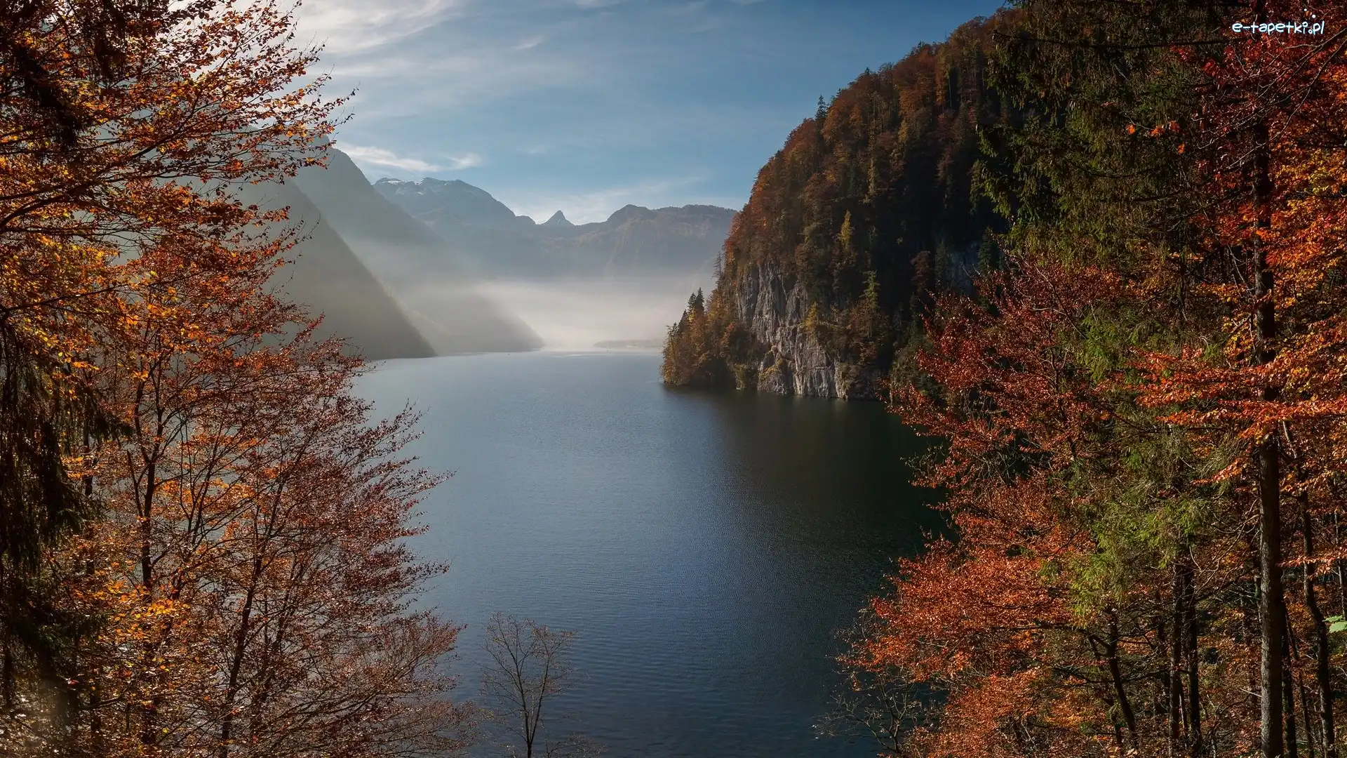 Konigssee, Góry, Niemcy, Bawaria, Jezioro, Drzewa, Mgła, Jesień