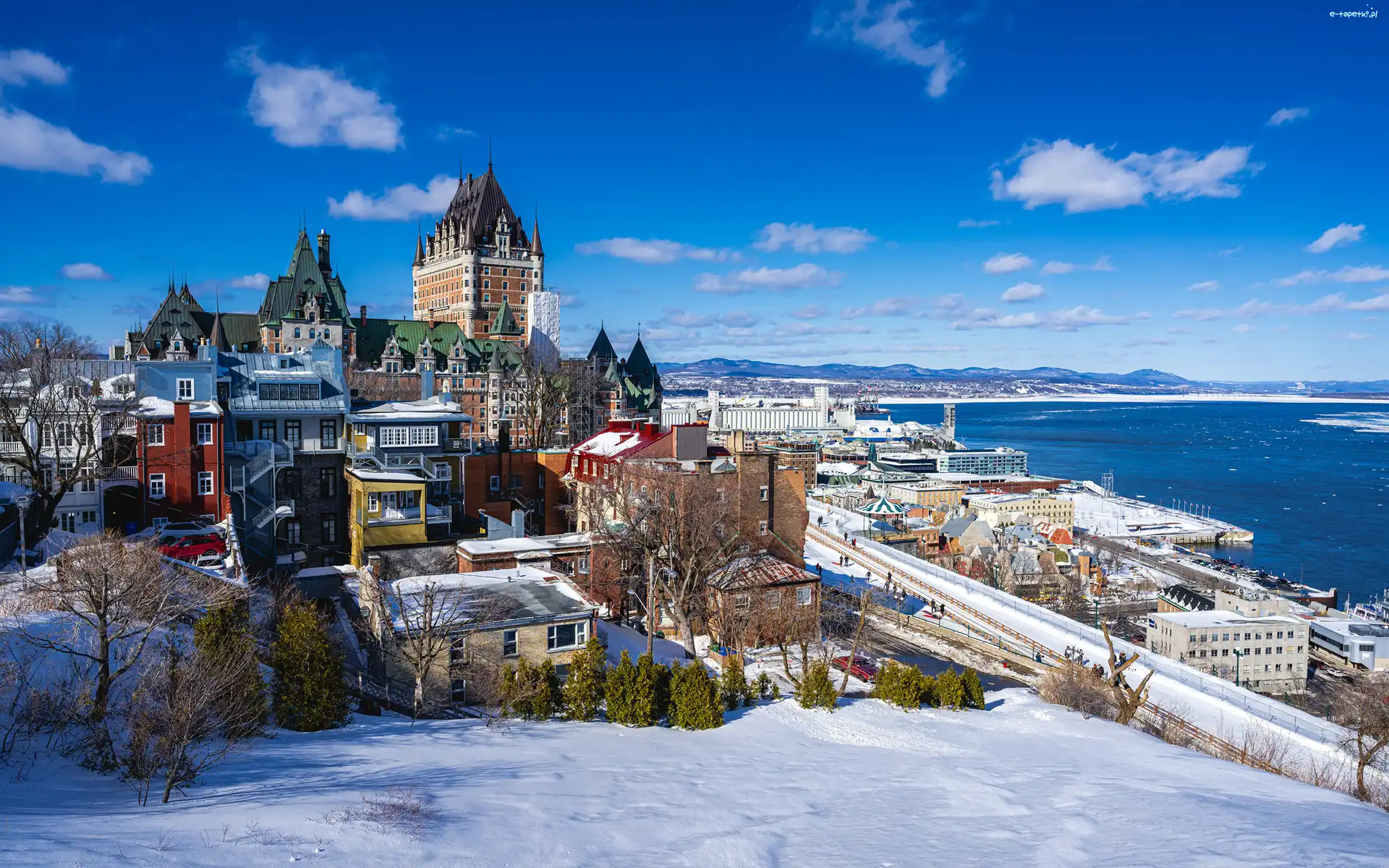 Chateau Frontenac, Quebec, Zima, Domy, Zamek, Rzeka Świętego Wawrzyńca, Wybrzeże, Kanada