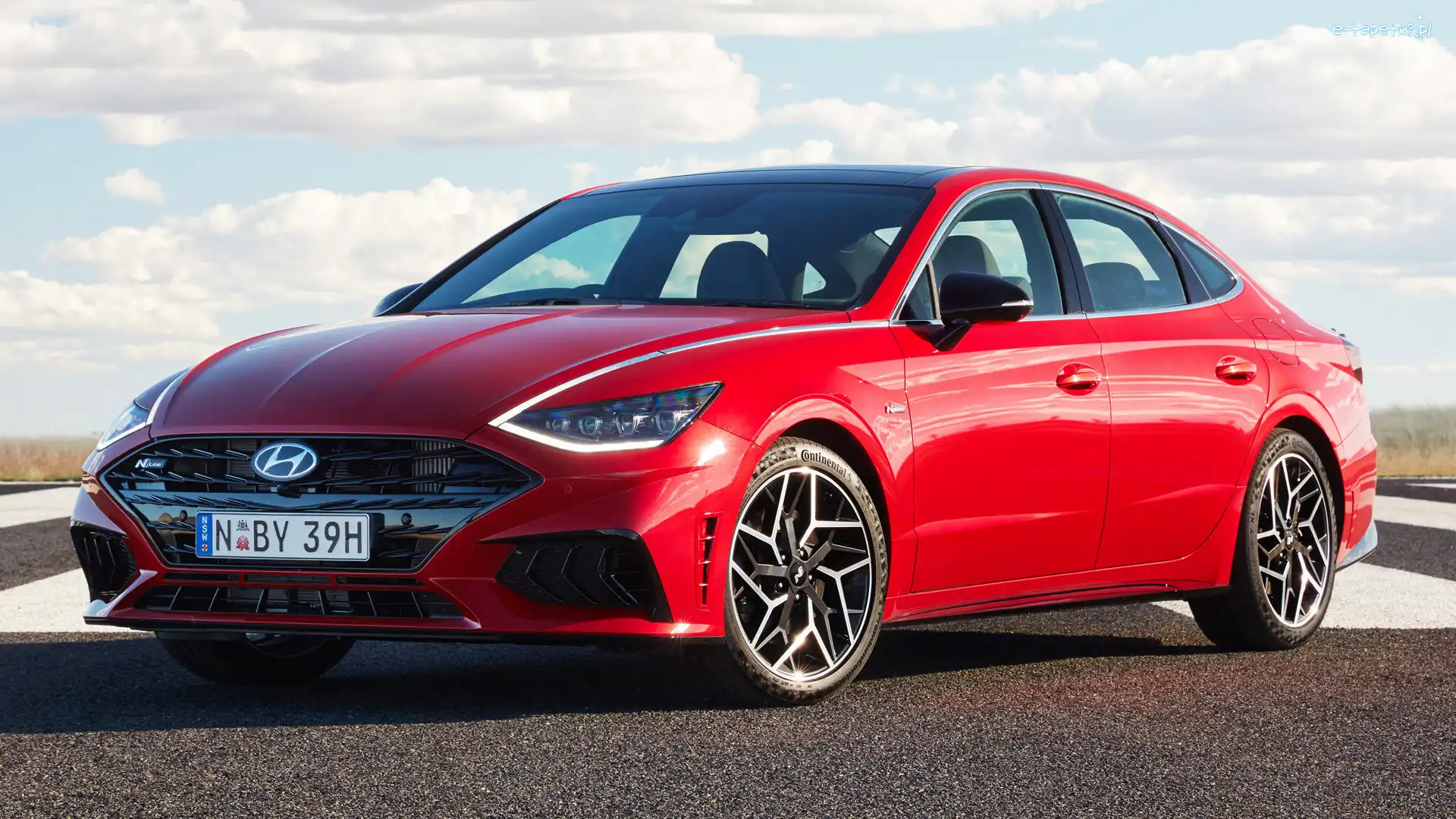 Hyundai Sonata N Line, Czerwony