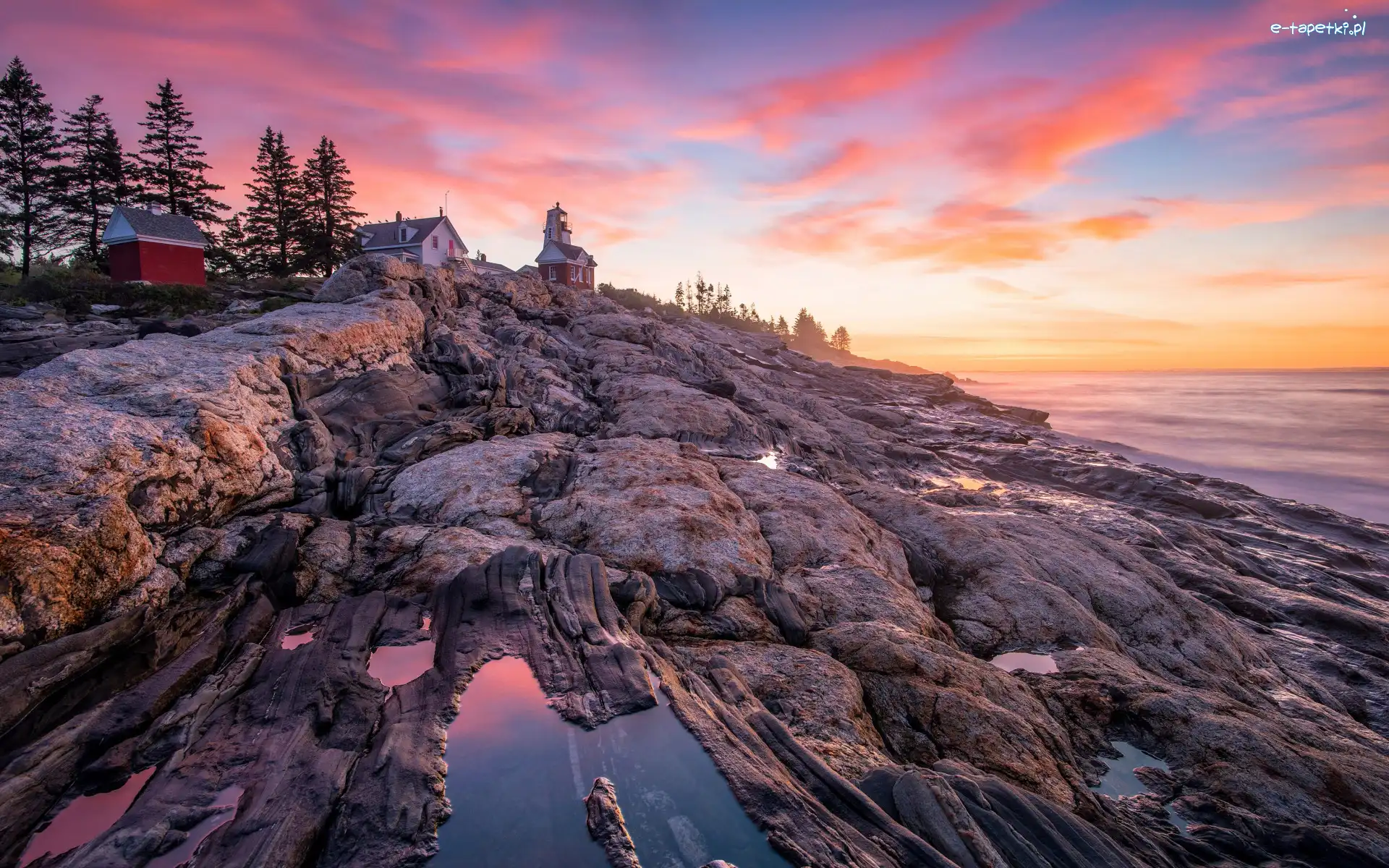 Zachód słońca, Skały, Stany Zjednoczone, Drzewa, Pemaquid Point Lighthouse, Wieczór, Domy, Morze, Latarnia morska, Stan Maine