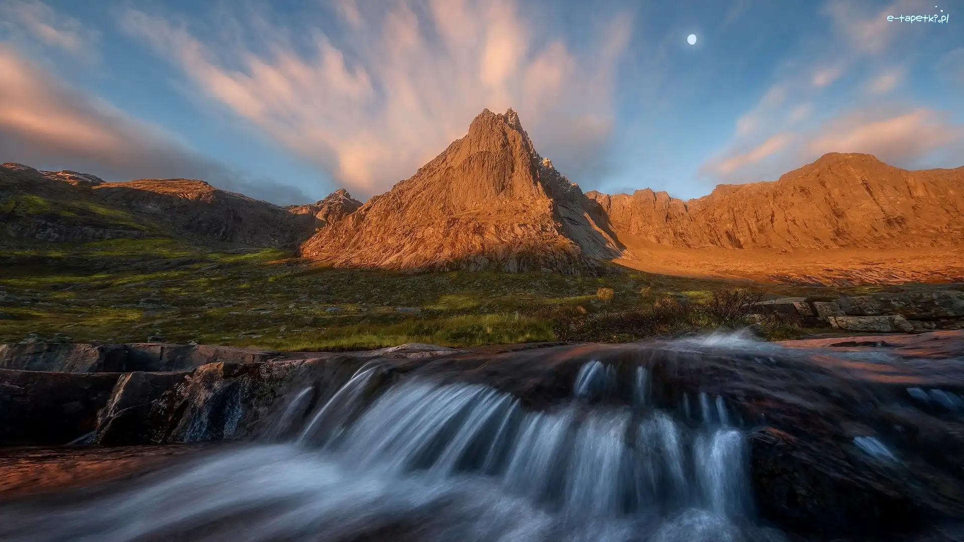 Norwegia, Brązowe, Skały, Góra Stortinden, Góry, Spitsbergen, Rzeka