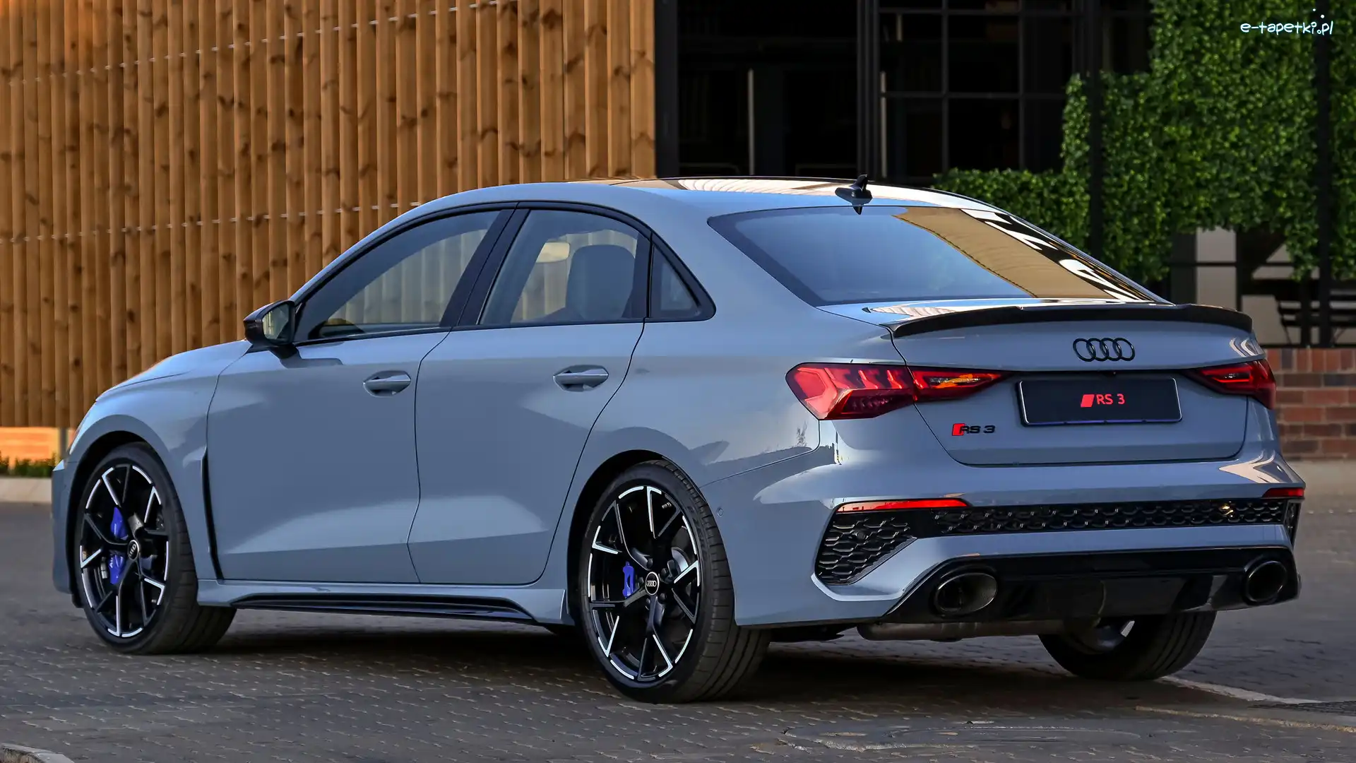 Sedan, Audi RS 3