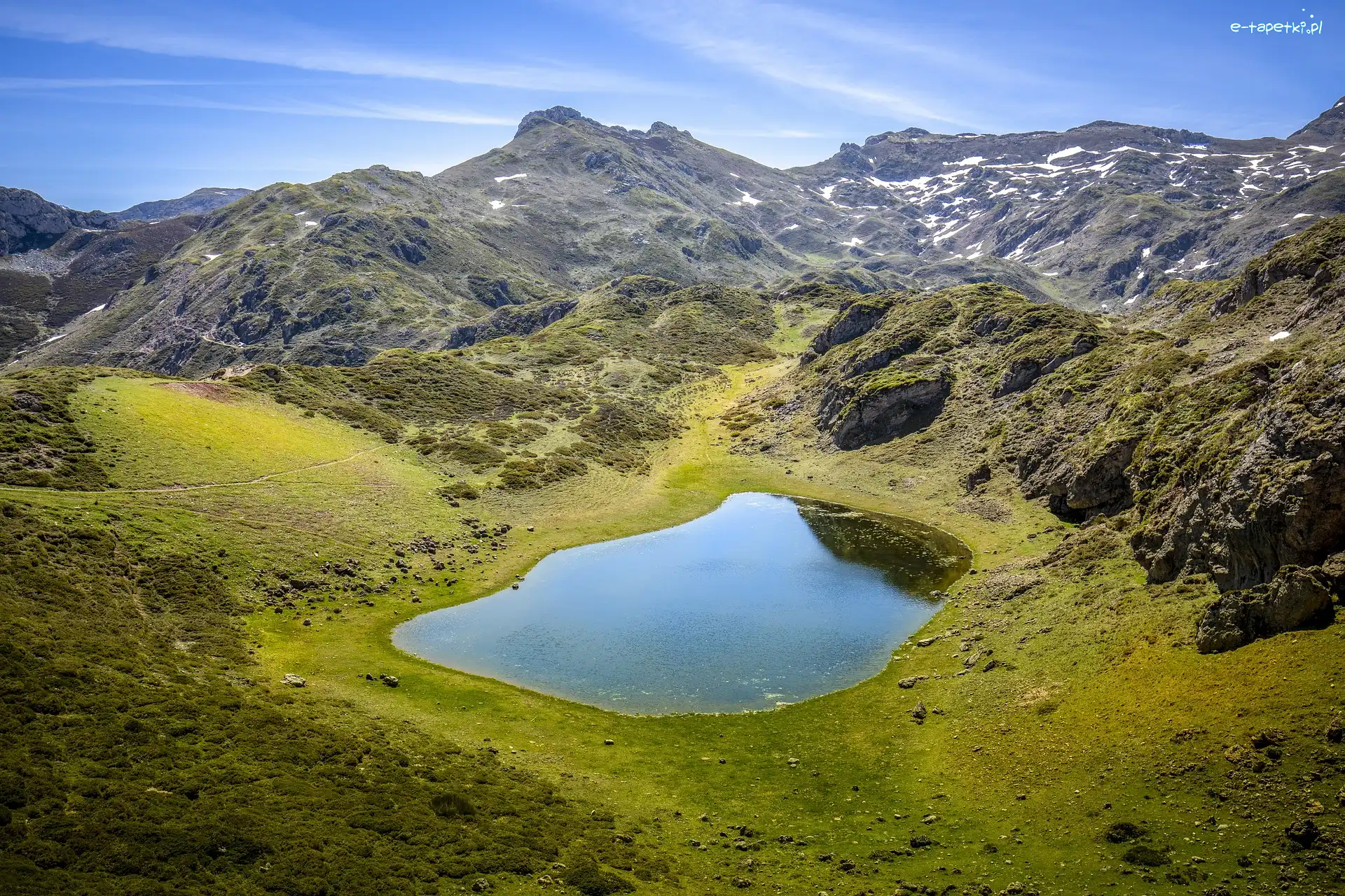 Jezioro, Góry, Rezerwat przyrody, Asturia, Hiszpania, Niebo, Łąka, Somiedo Natural Park, Trawa