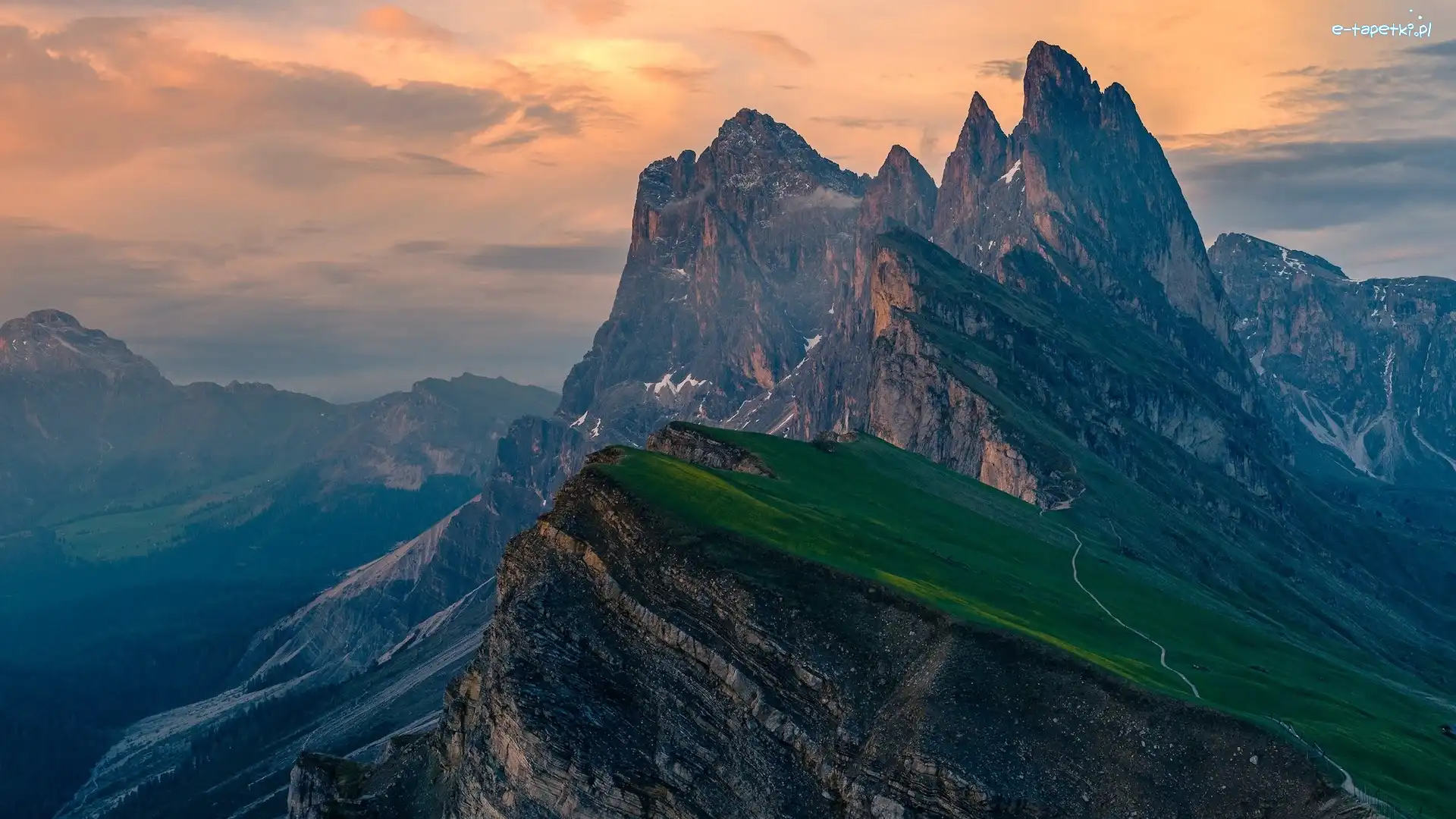 Skały, Dolomity, Szczyt, Góry, Włochy, Południowy Tyrol, Seceda
