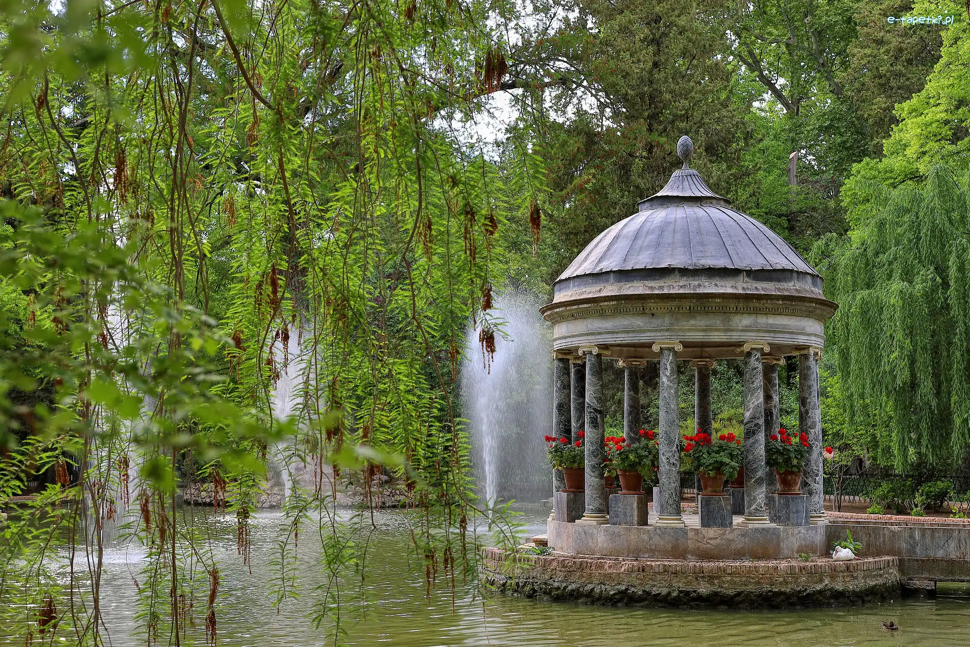 Drzewa, Altana, Hiszpania, Aranjuez, Fontanna, Ogród, Jardín del Príncipe, Staw